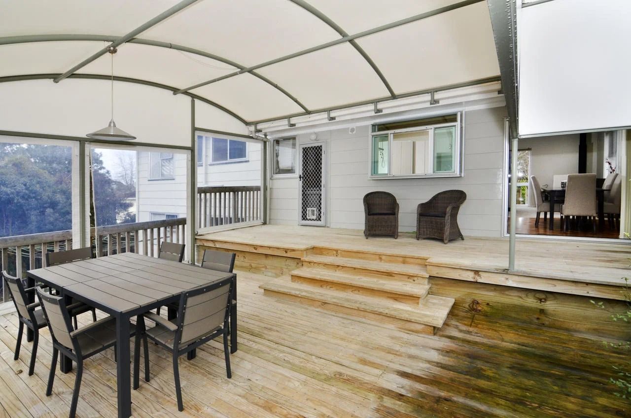 17 Peterhouse Place, West Harbour, Waitakere City