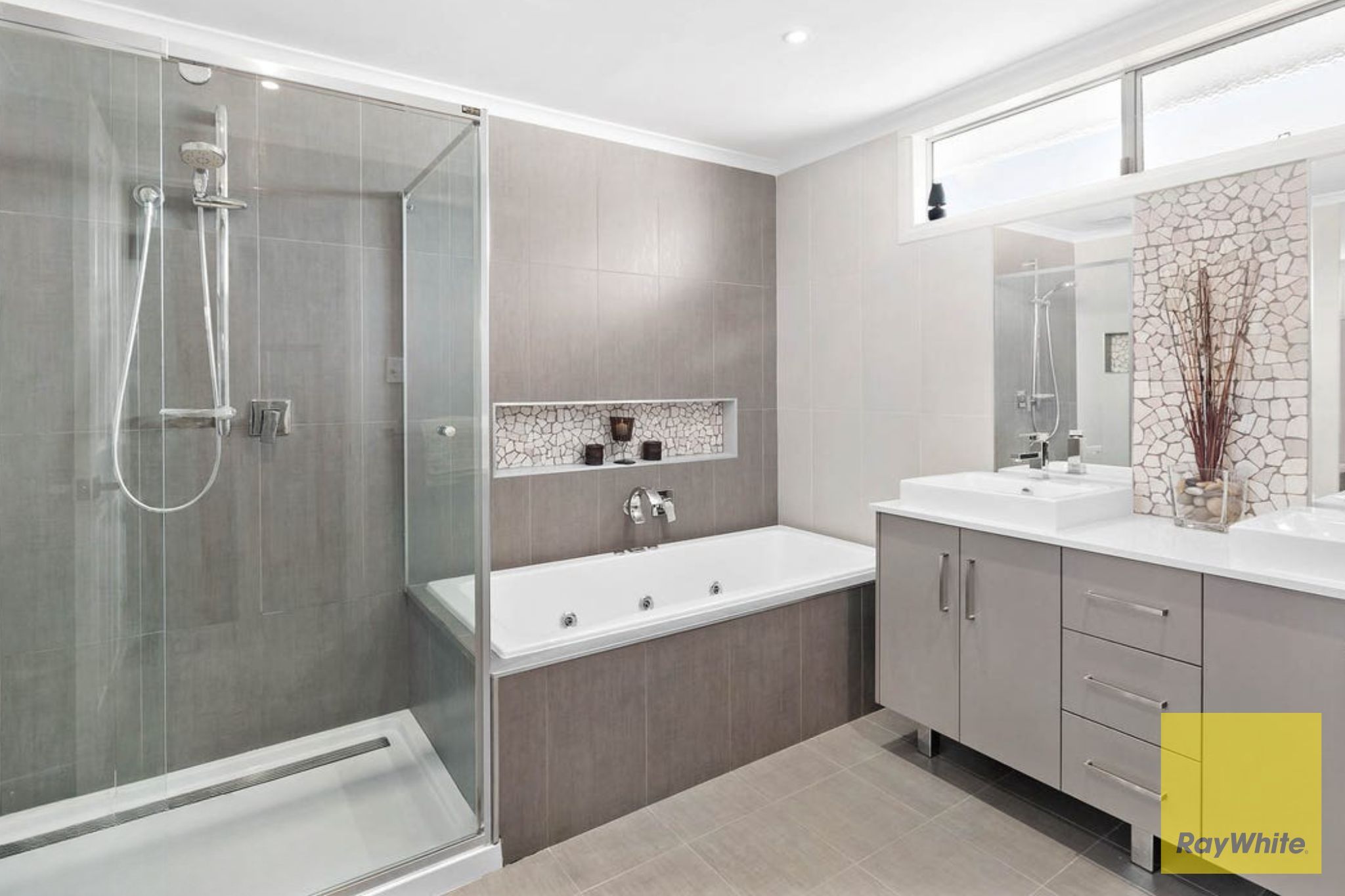 6 Lloyd Street — photo 9 of 18