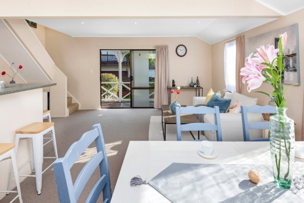 1/26B Eastridge Court, Northpark, Manukau City