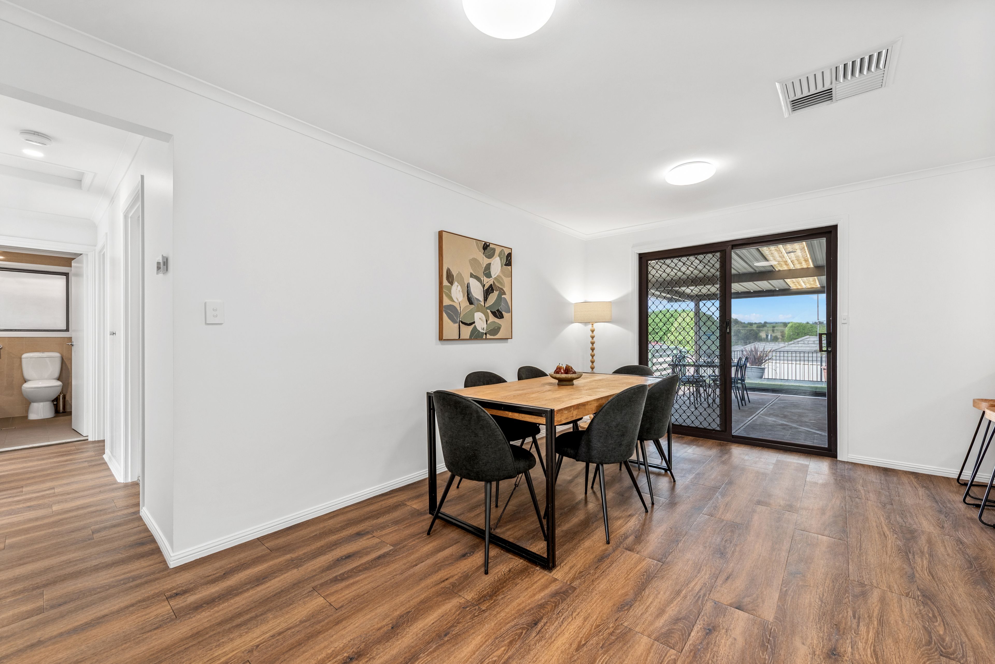 7 Dridan Crescent — photo 10 of 24
