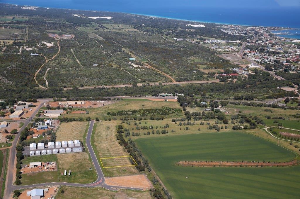 24 (408) Carter Road, Dongara, WA 6525