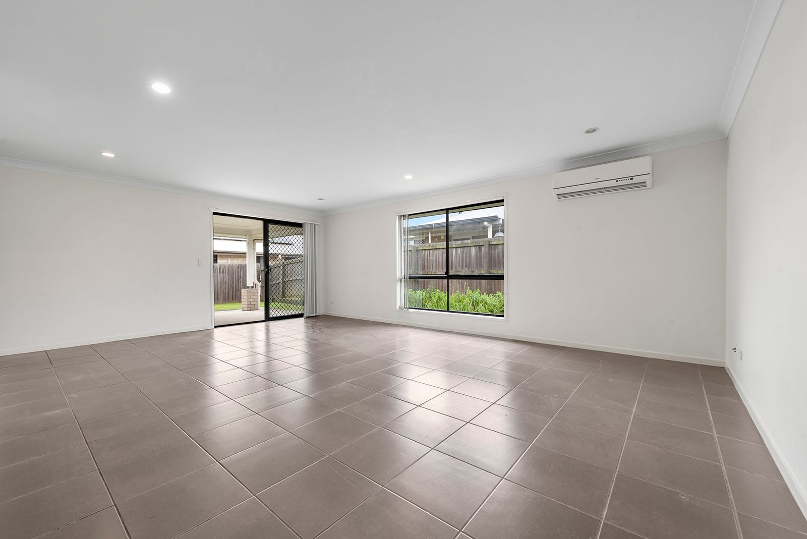 3 Prestige Drive, Marsden, QLD 4132