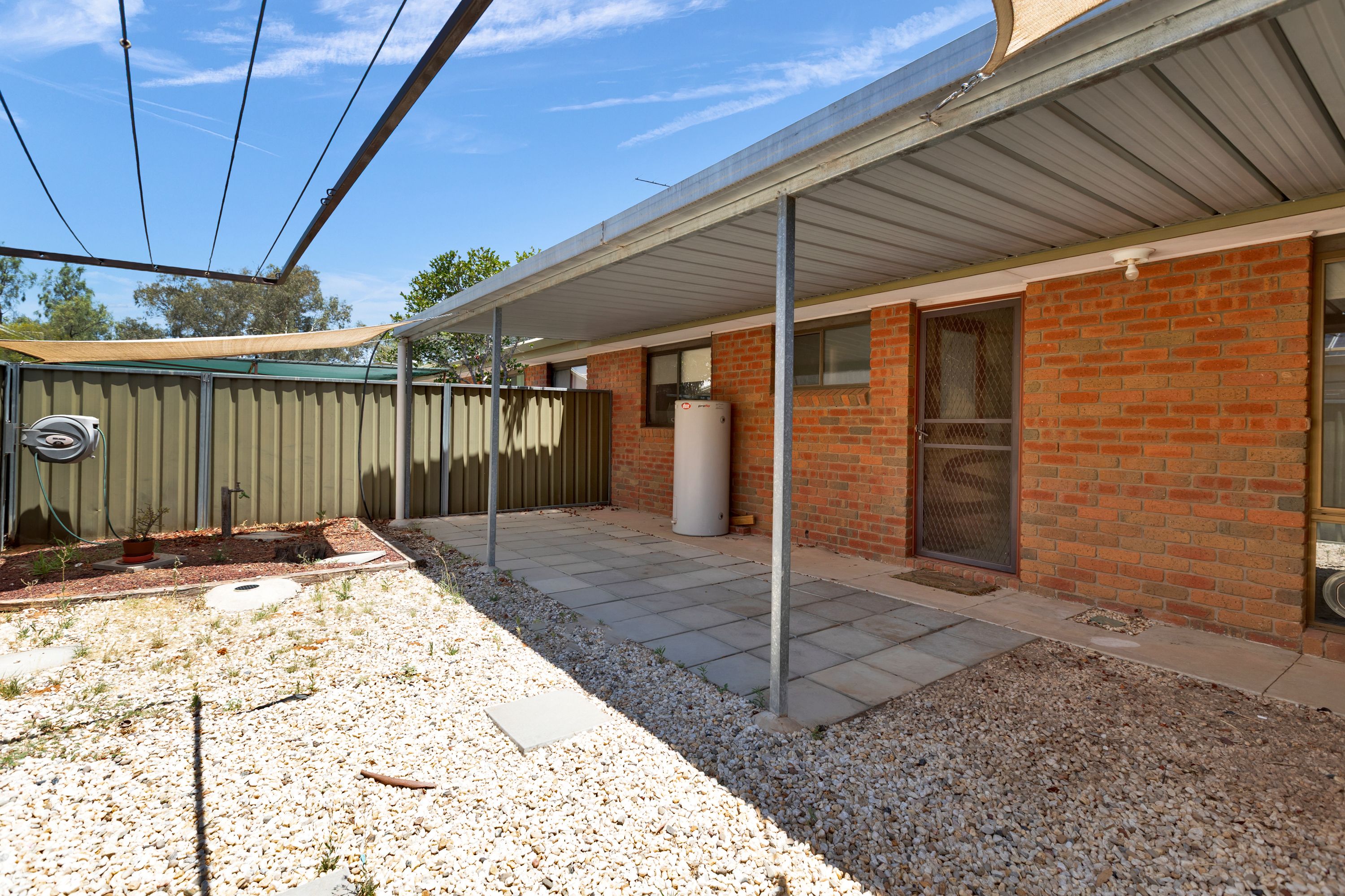 2/226-228 Adams Street — photo 15 of 15