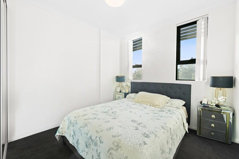 22/190-194 Burnett Street — photo 7 of 11