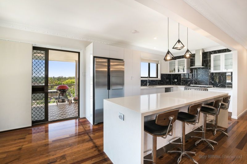 864 Oxley Road, Oxley, QLD 4075