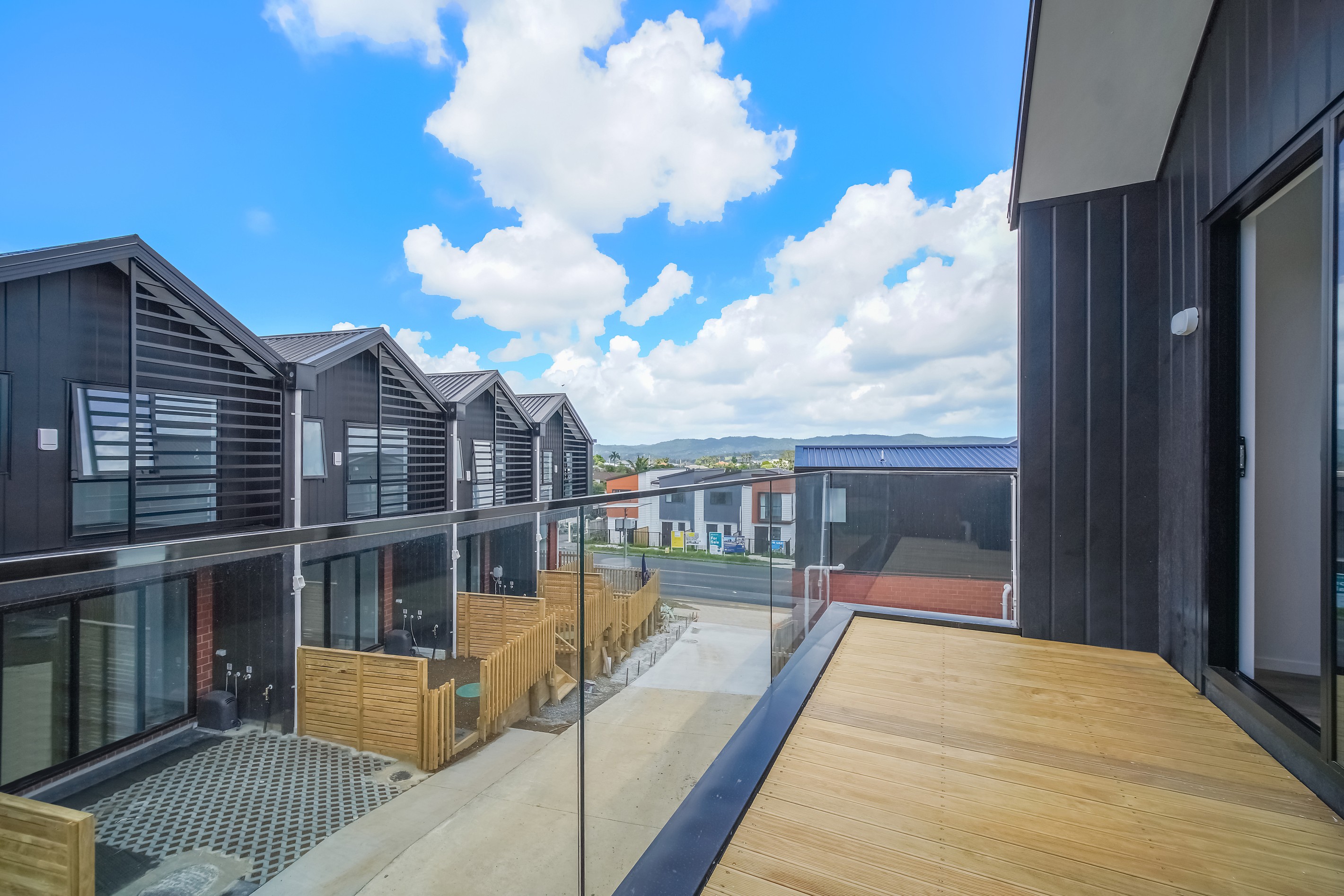 9/233 Great North Road, Henderson, Waitakere City