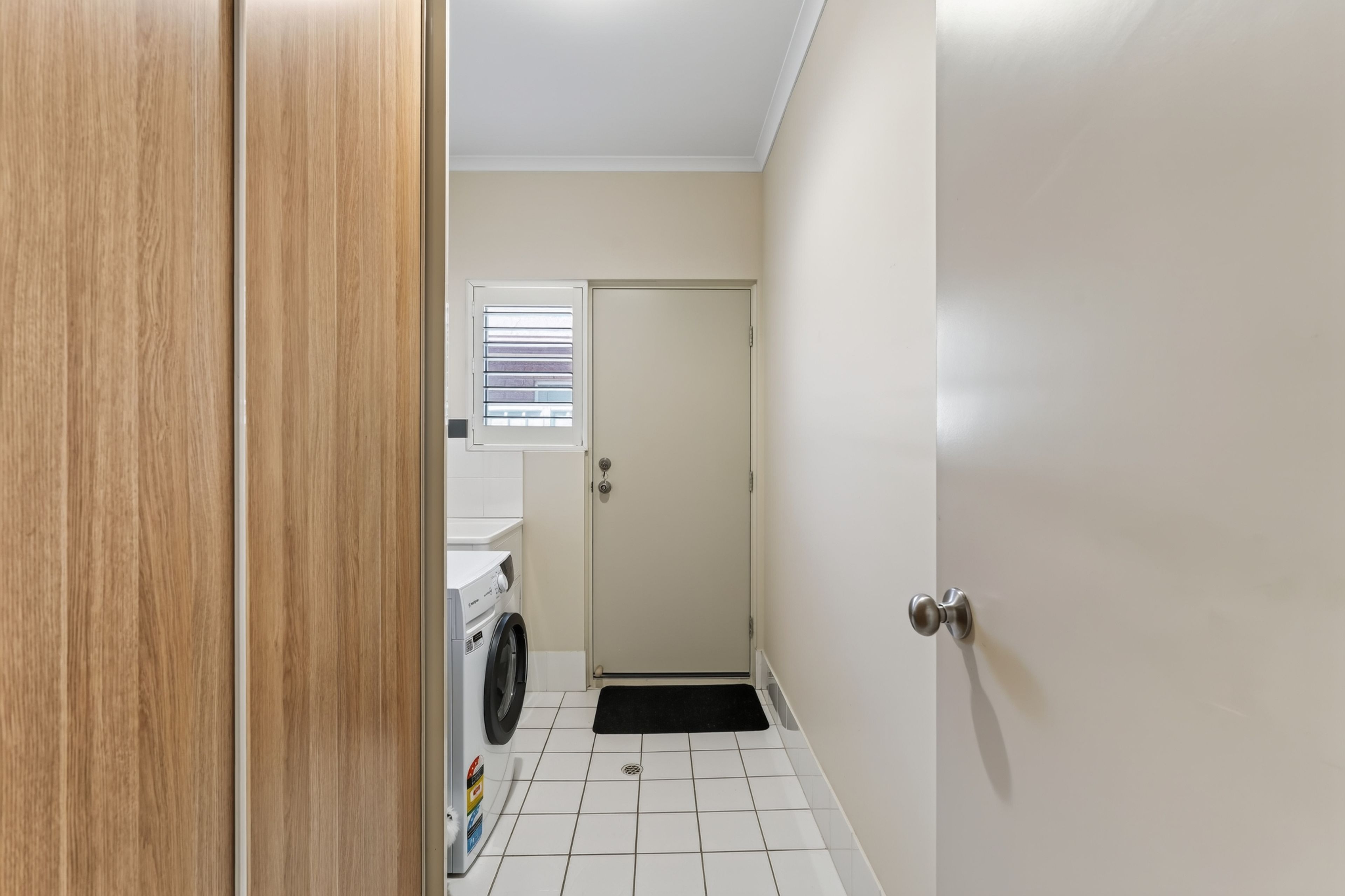 6 Sheean Street — photo 19 of 30