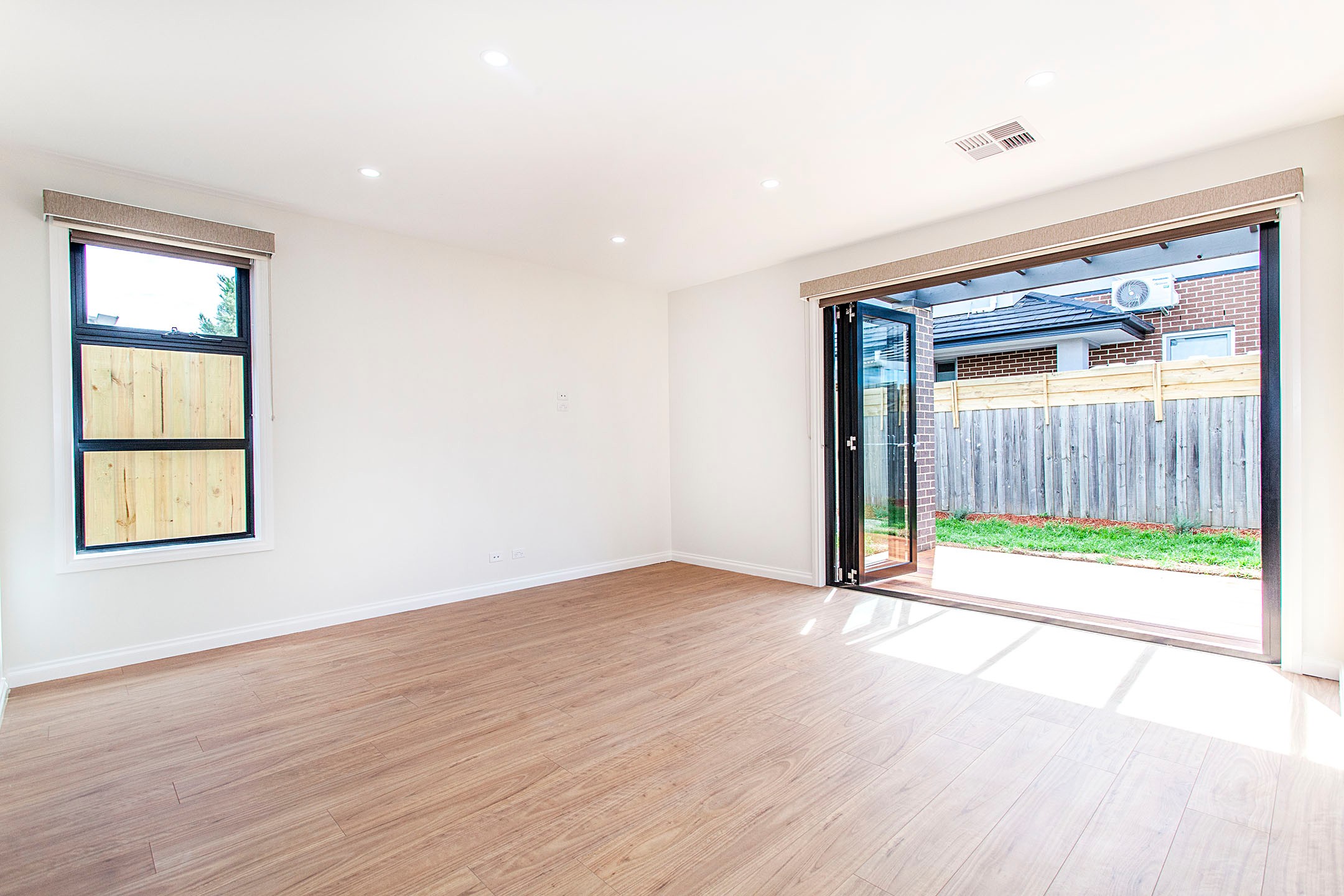 2/302 Warrigal Road, Oakleigh South, VIC 3167