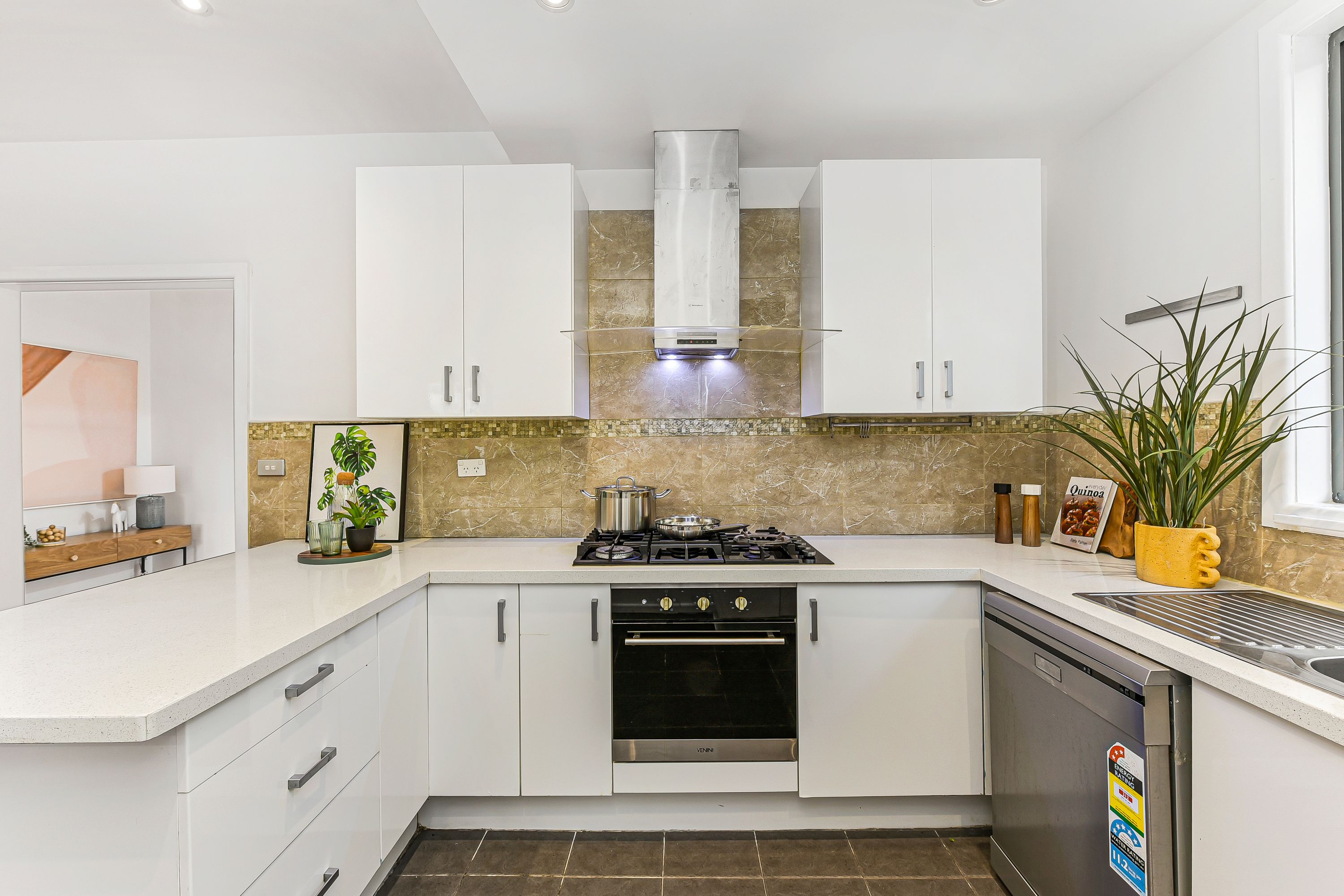 28 Leigh Street, Huntingdale, VIC 3166
