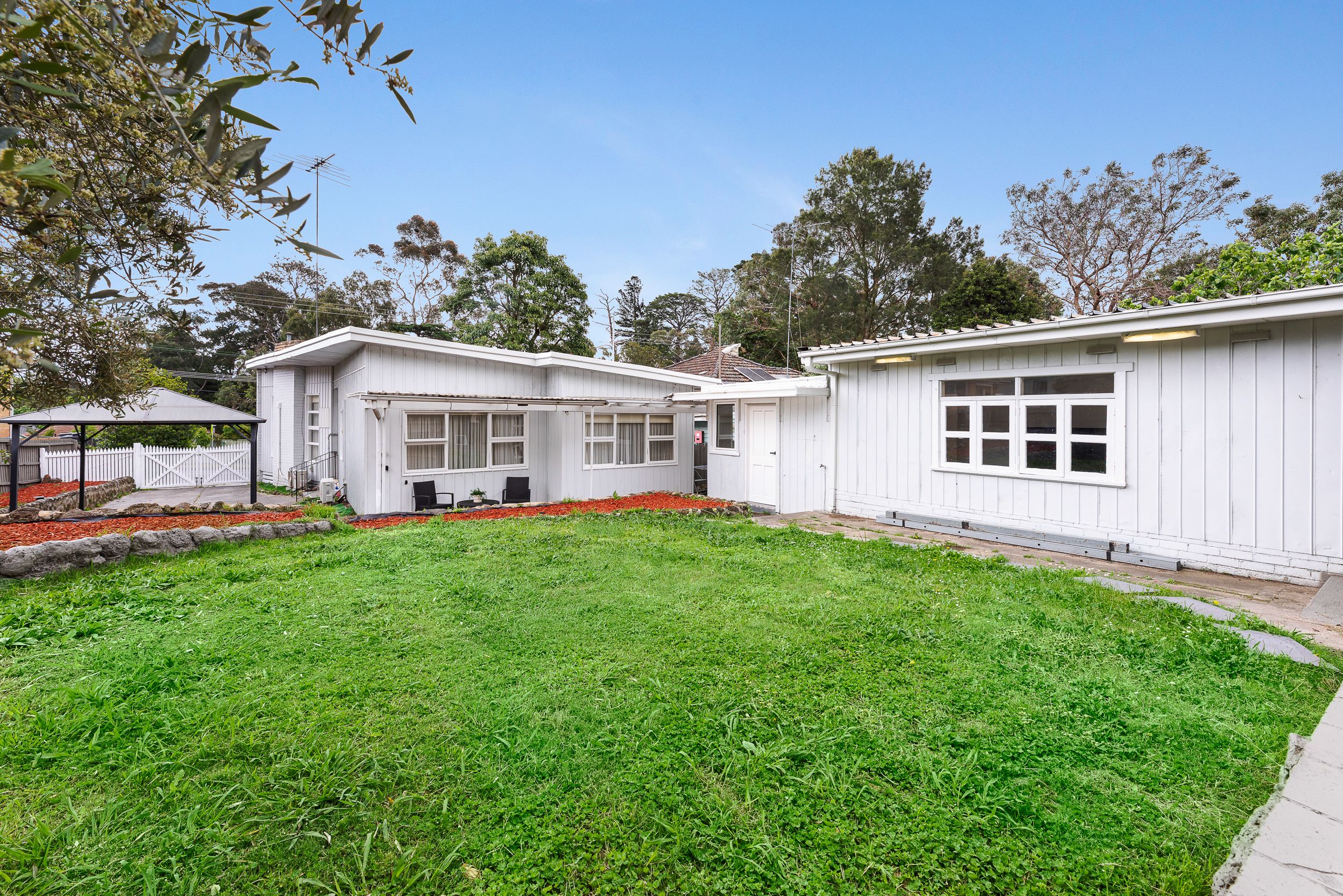 47 Warrigal Road — photo 10 of 10