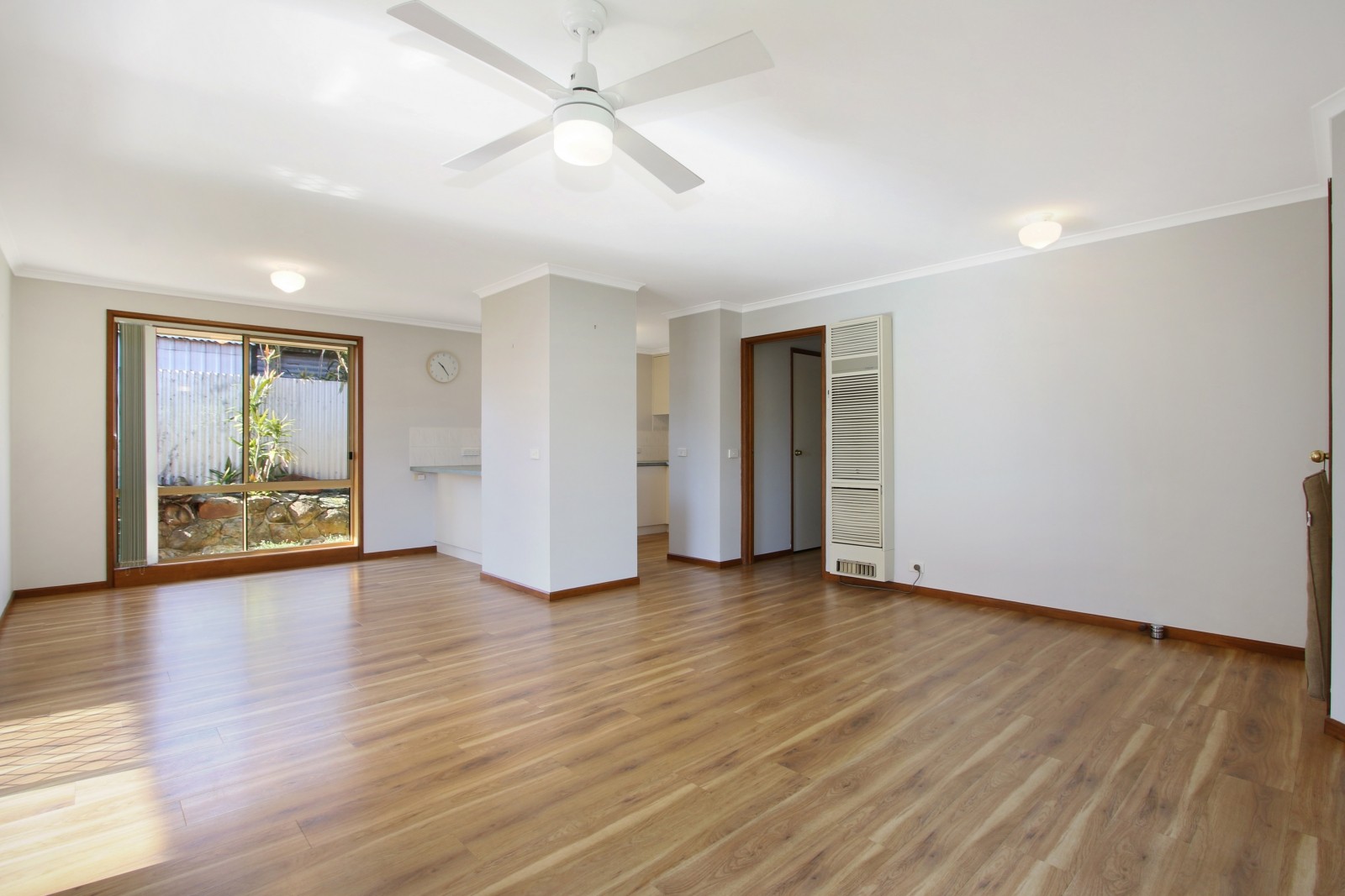 2/554 Moffat Street, Lavington, NSW 2641