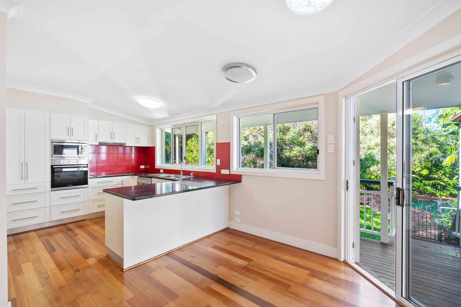 320 Brisbane Corso, Yeronga, QLD 4104