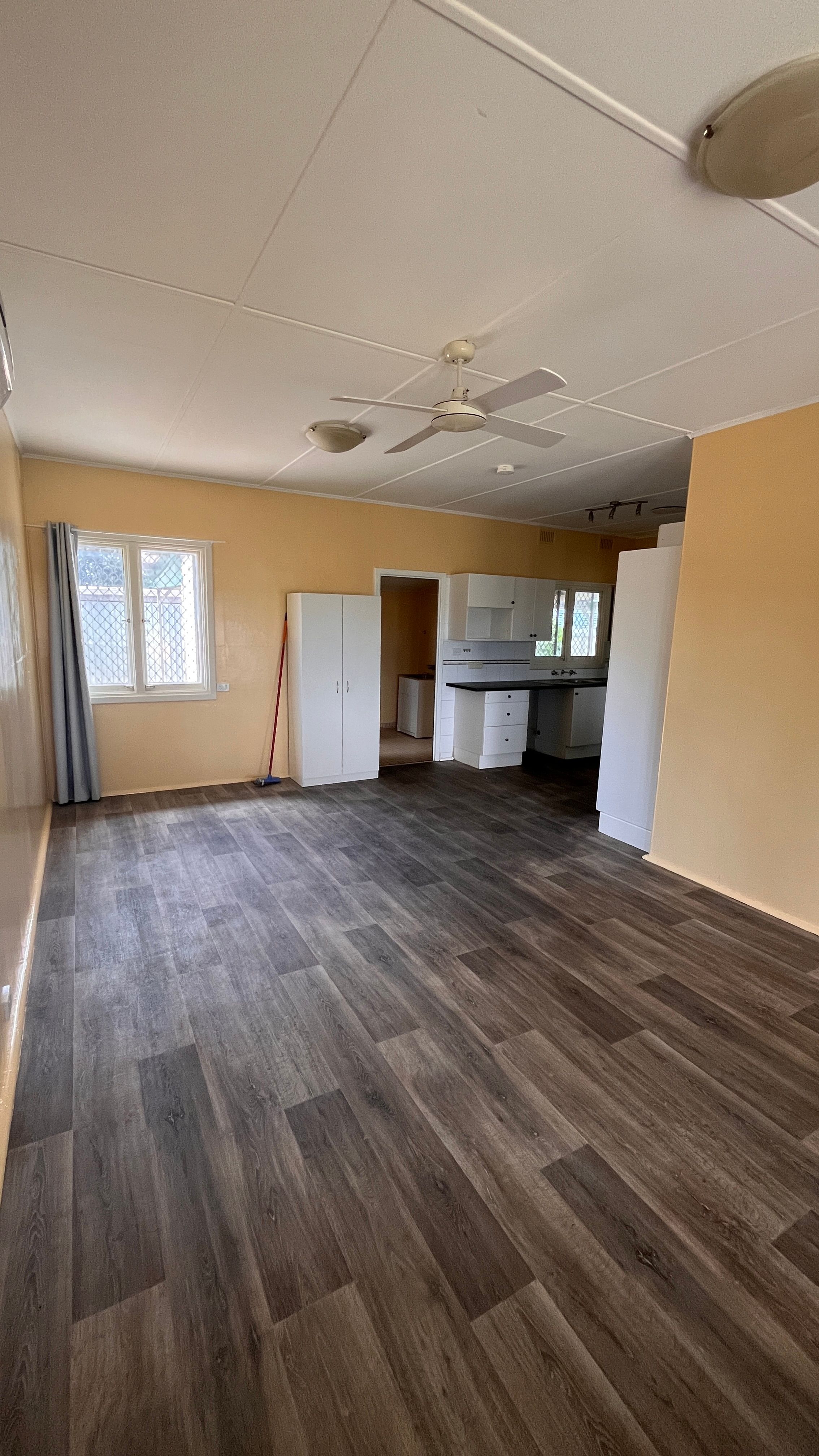 8 Lukis Place, Carnarvon, WA 6701