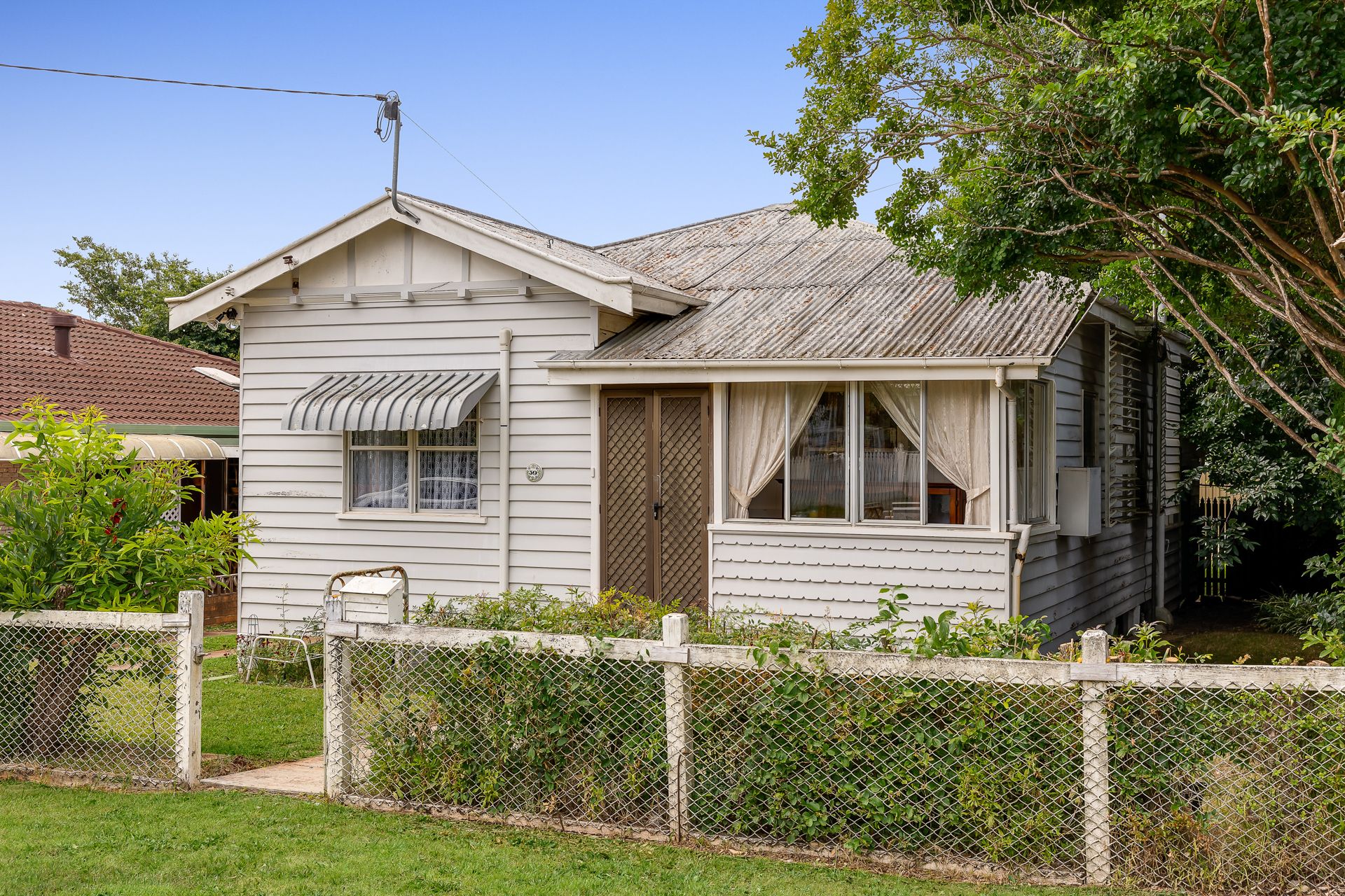 39 Henderson Street, Newtown, QLD 4350