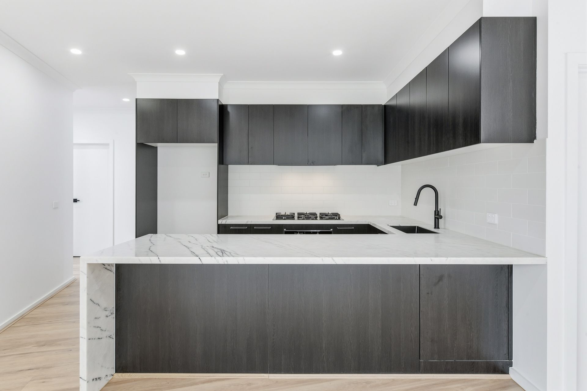 1/1 Ivanhoe Street, Glen Waverley, VIC 3150
