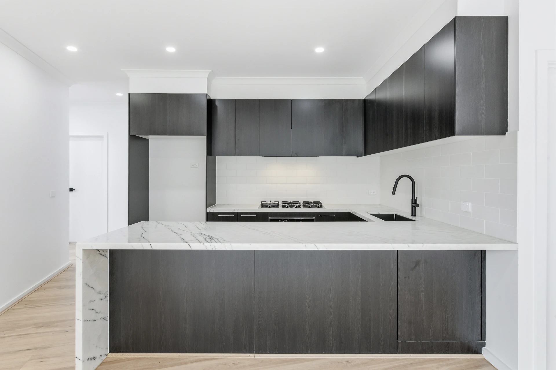 1/1 Ivanhoe Street, Glen Waverley, VIC 3150