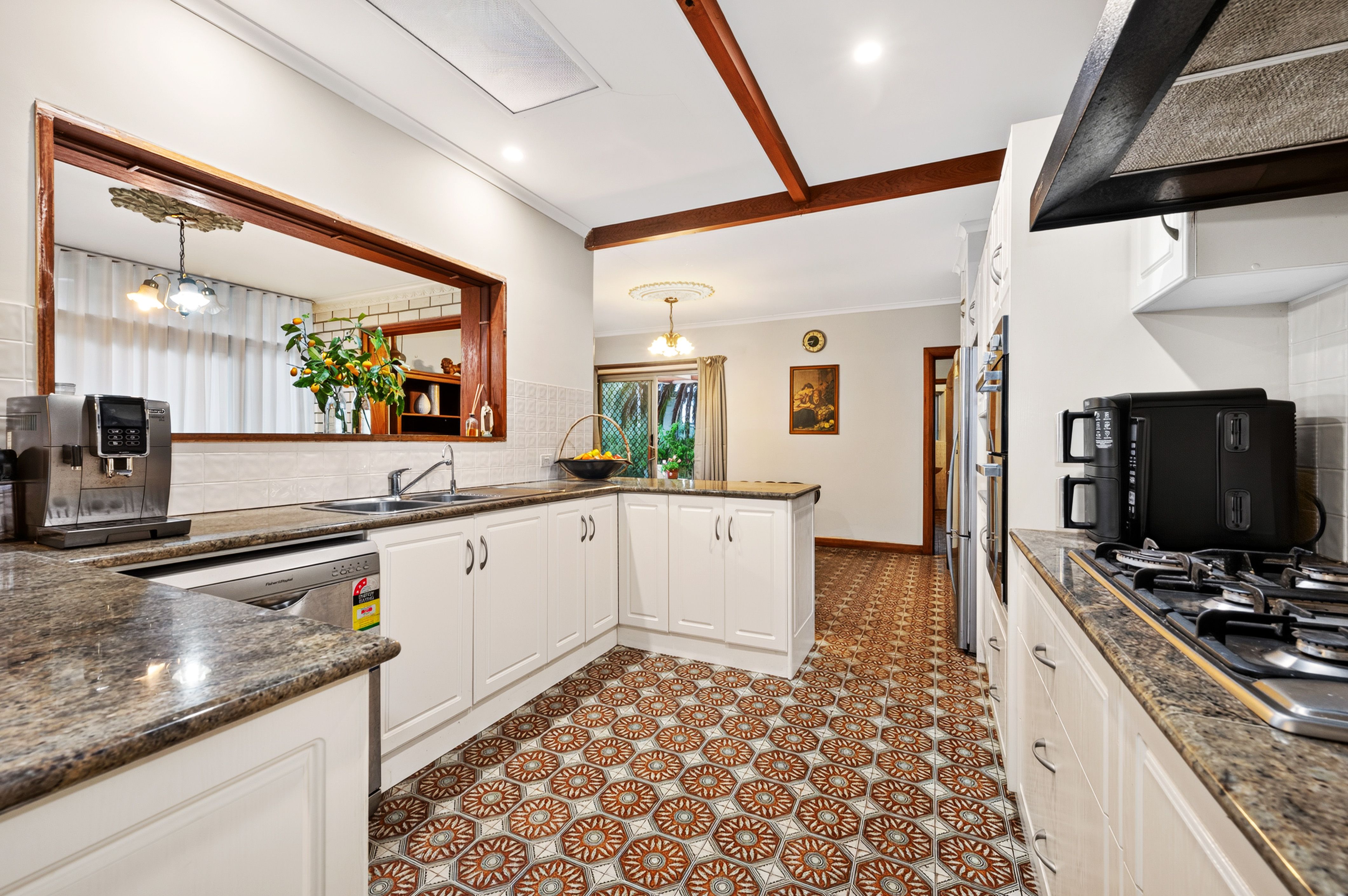 3 Tuart Place — photo 10 of 25