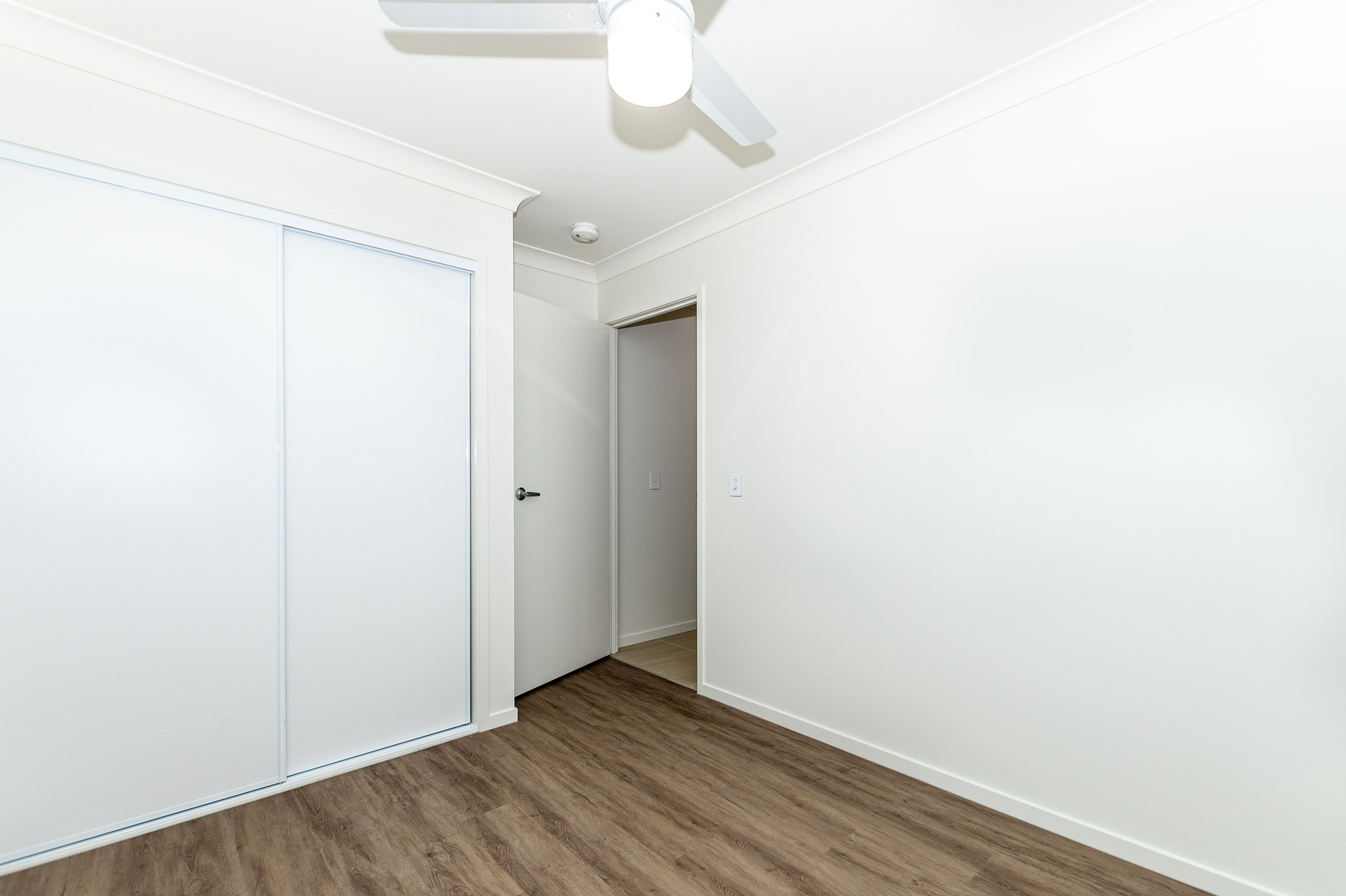 2/32 Grothe Street — photo 3 of 13