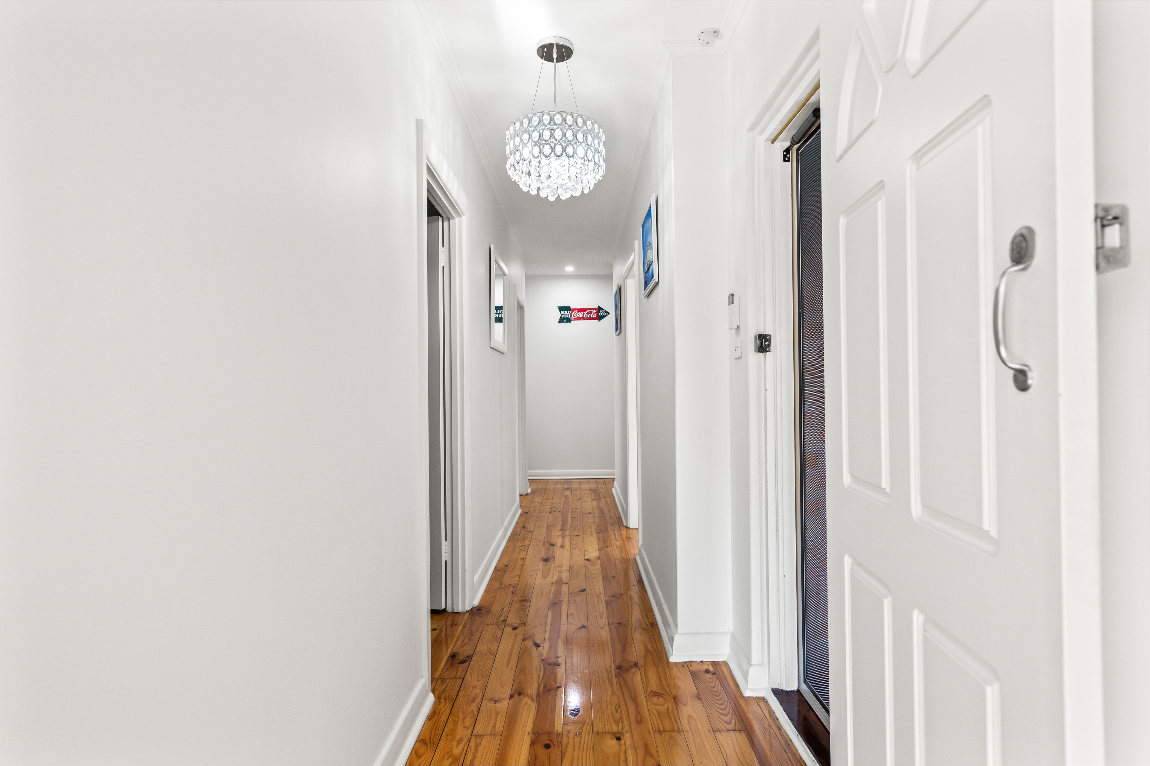 21 Kitchener Street — photo 2 of 22