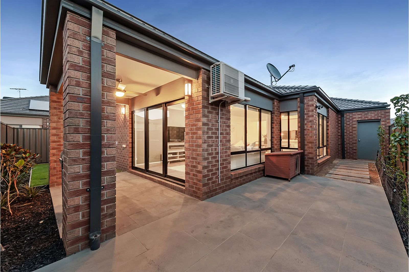 4 Mountleigh Circuit — photo 10 of 10