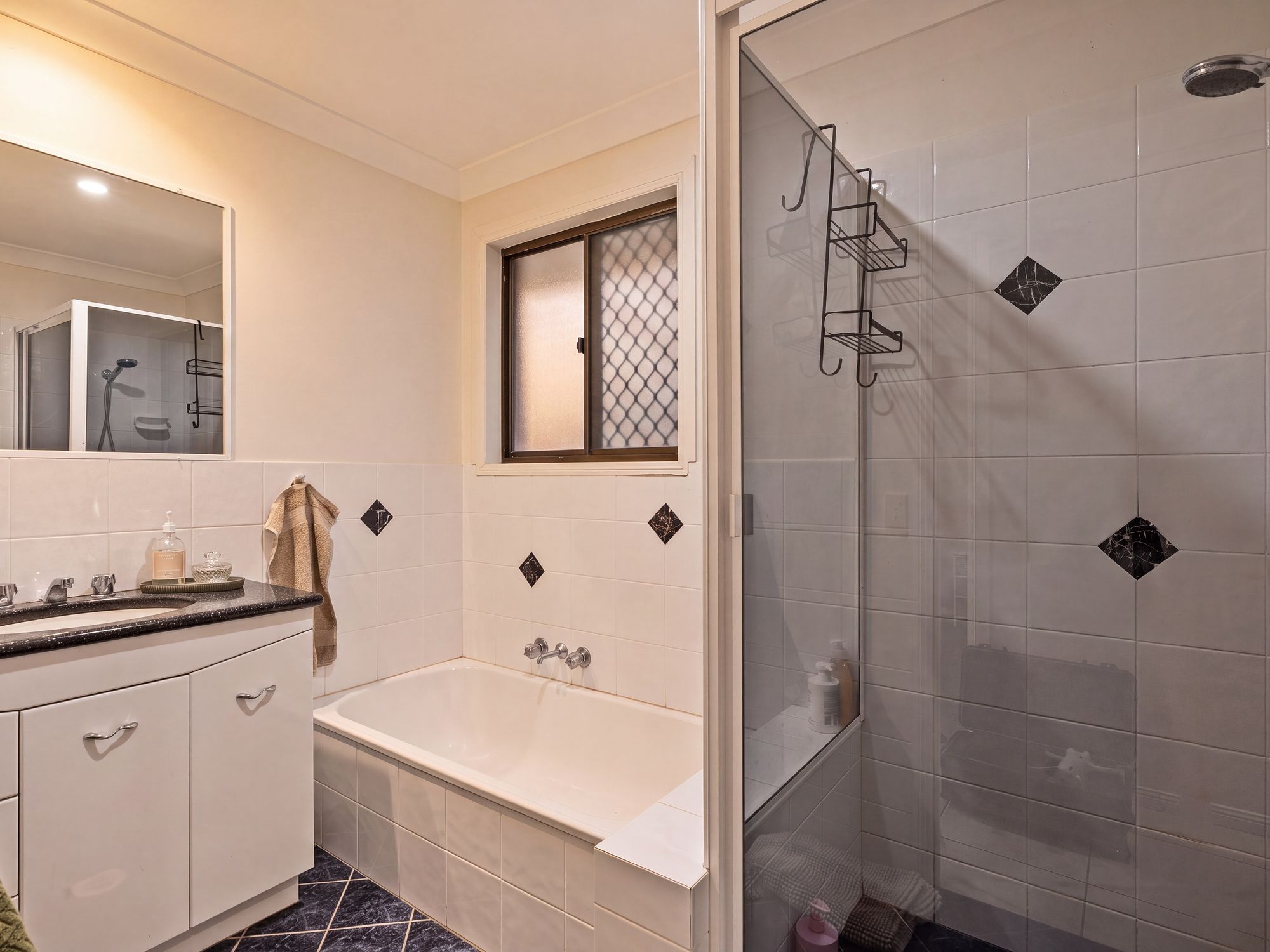 4 Bowen Court — photo 16 of 19