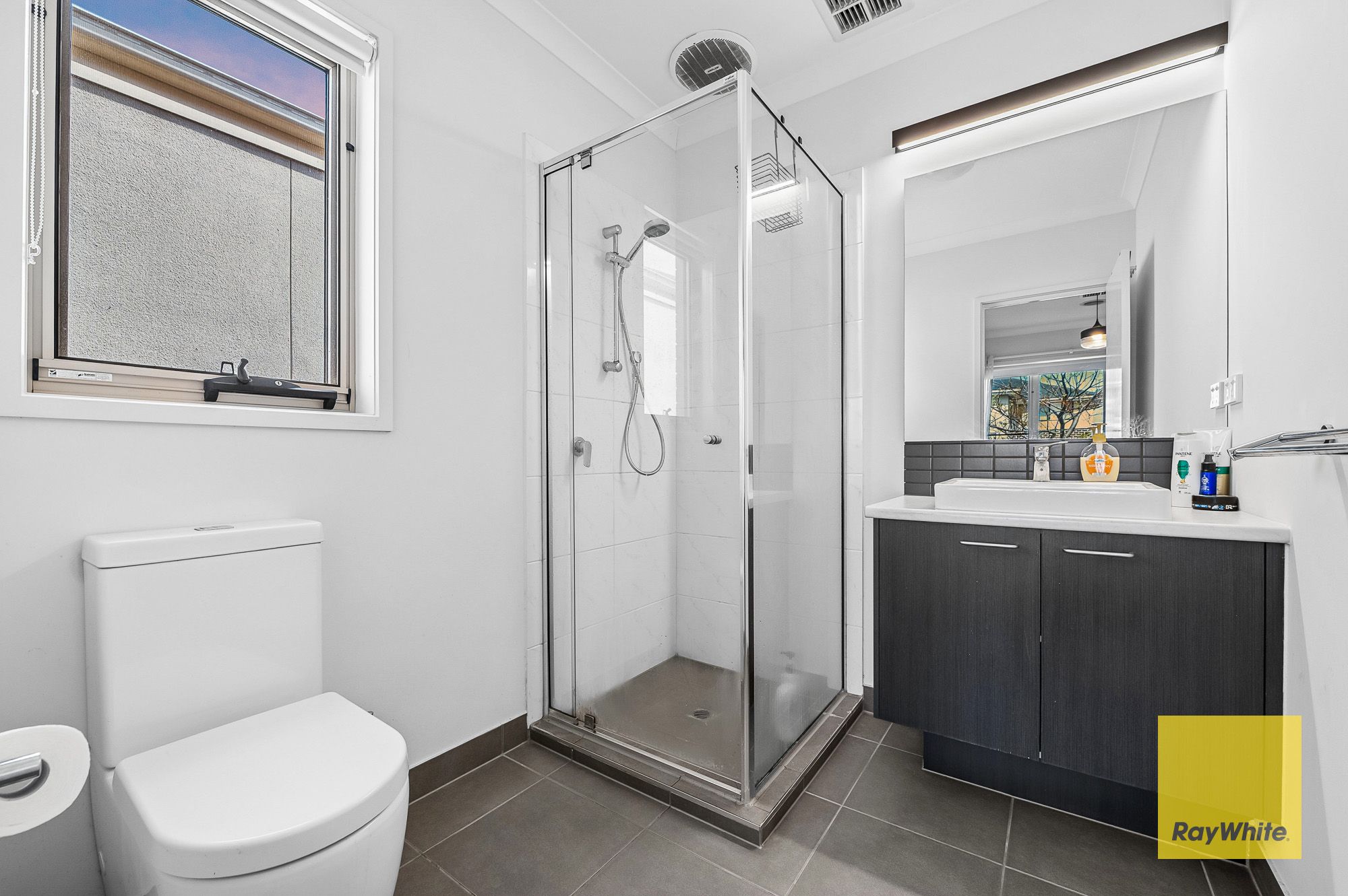 3 Elsternwick Street — photo 12 of 16