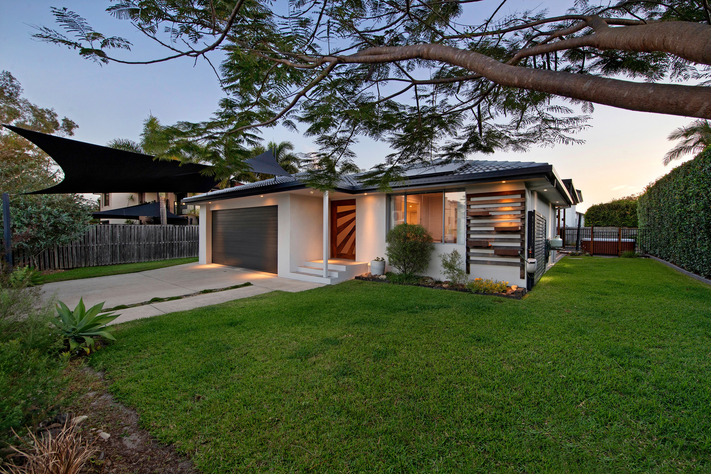 321 Rio Vista Boulevard, Mermaid Waters, QLD 4218