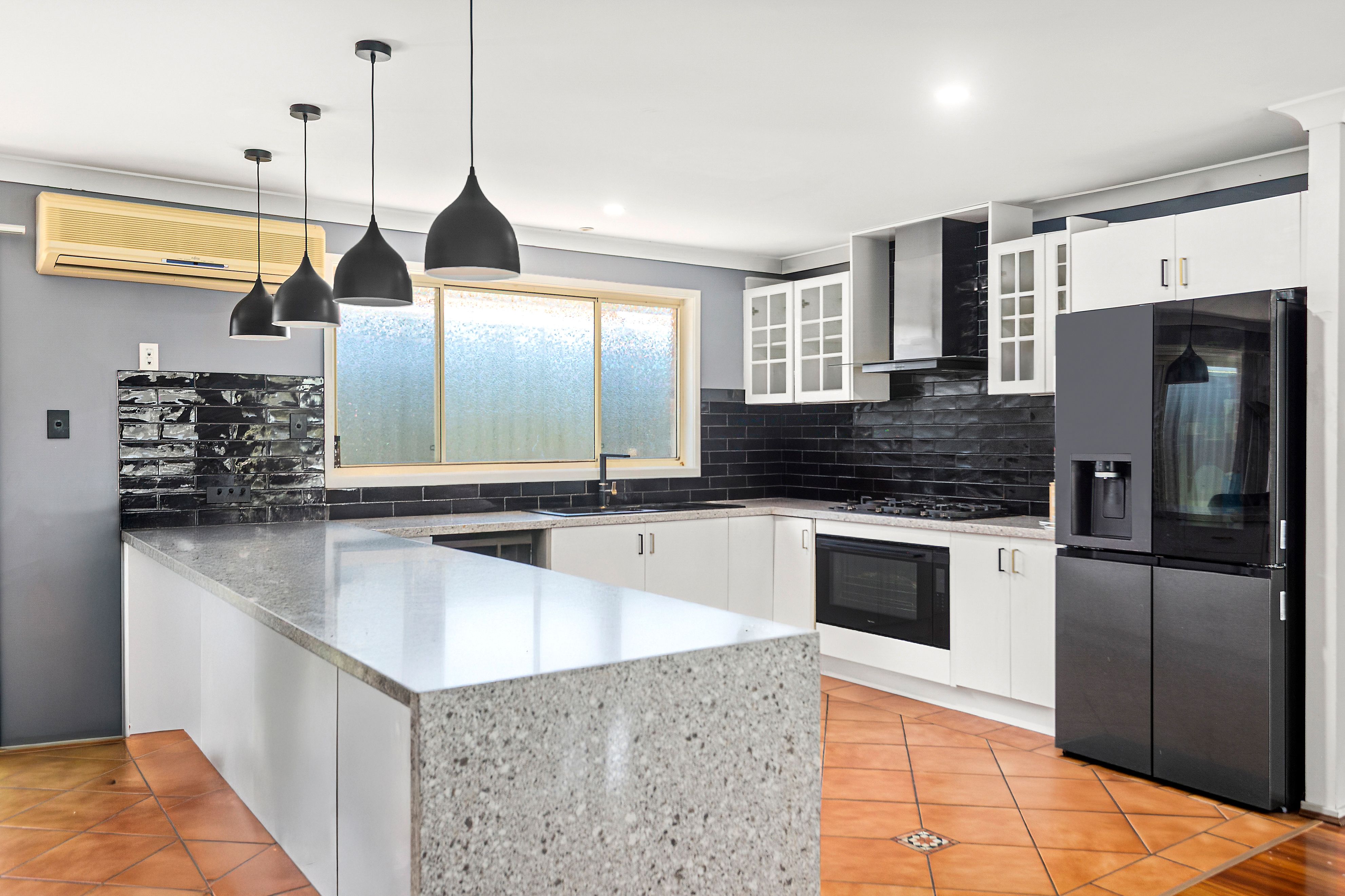 4 Yulara Drive, Albion Park, NSW 2527