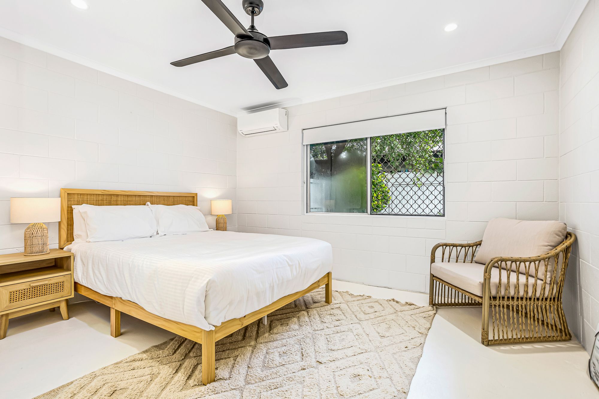 1/123 Oleander Street — photo 6 of 17