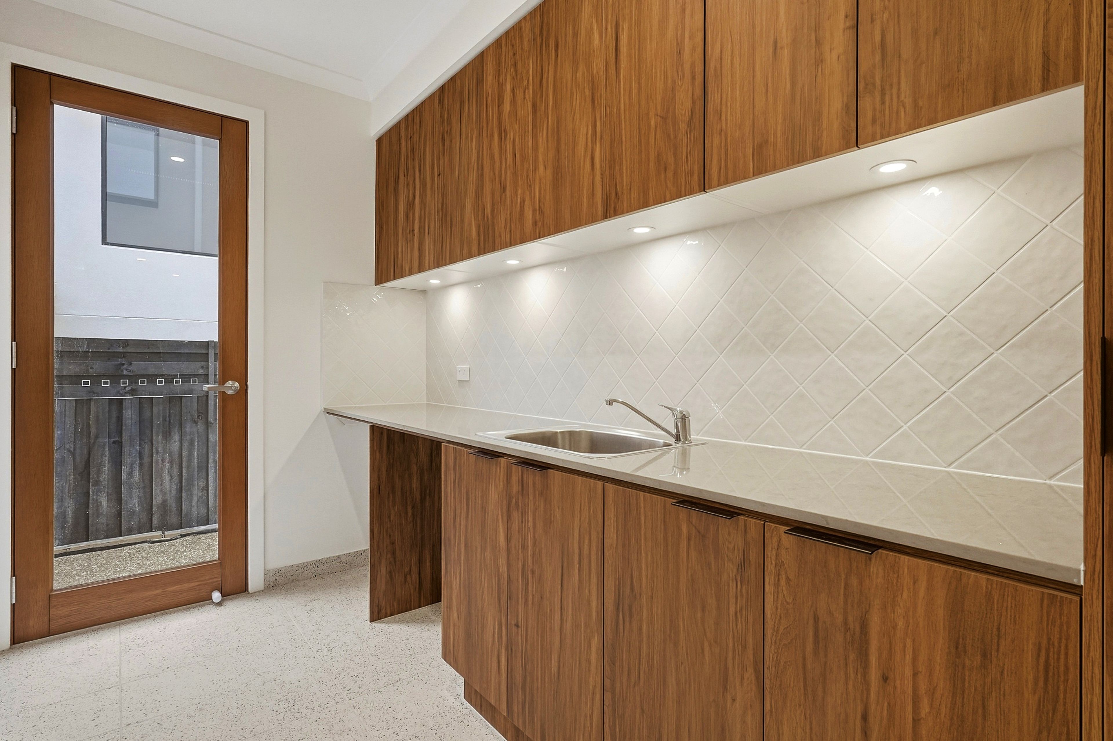 2 Belgravia Avenue — photo 5 of 20