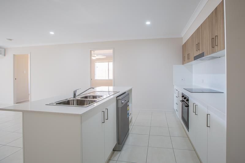21 Lysaght Drive, Pimpama, QLD 4209