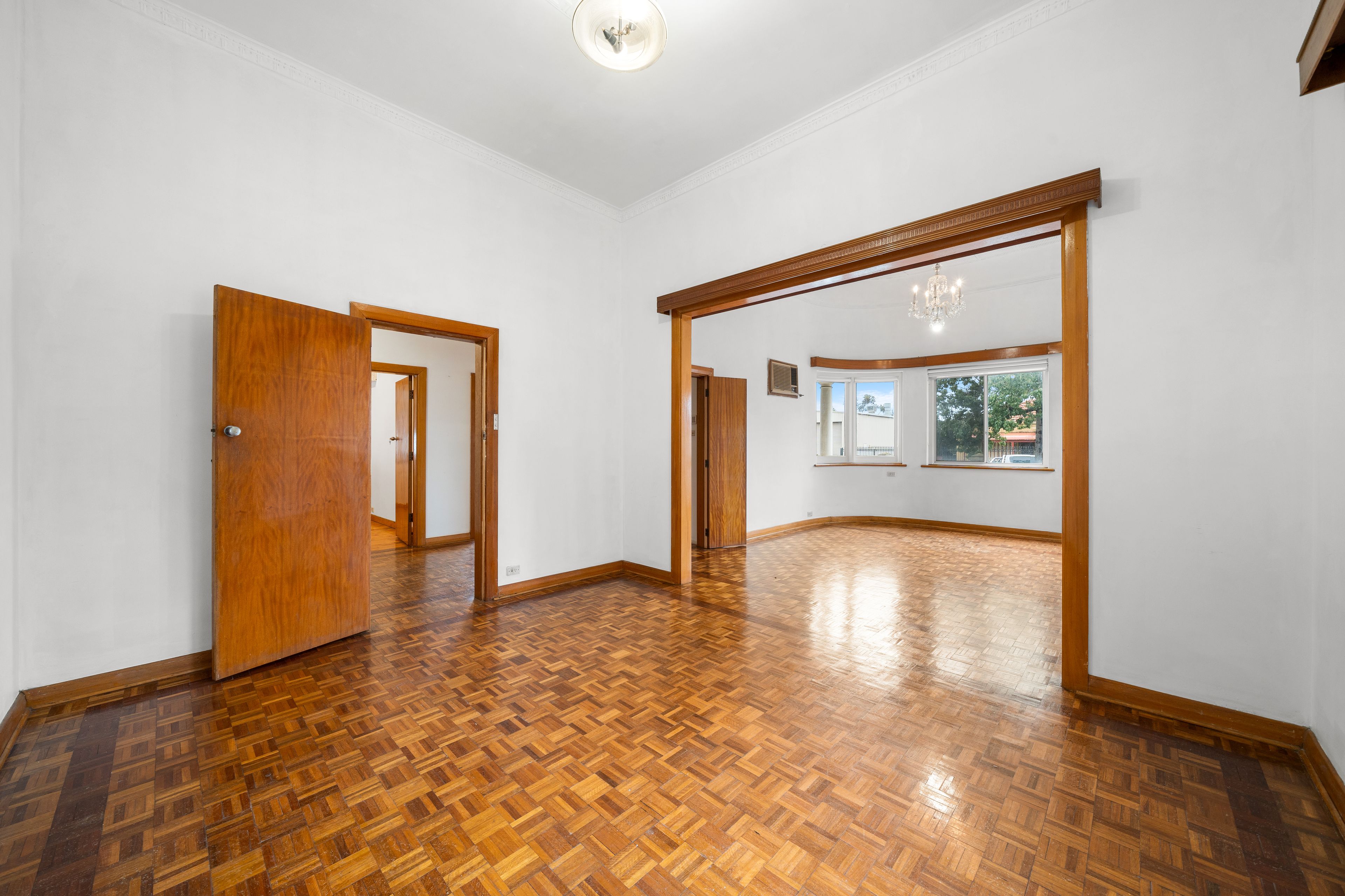 15 Penley Avenue — photo 6 of 18