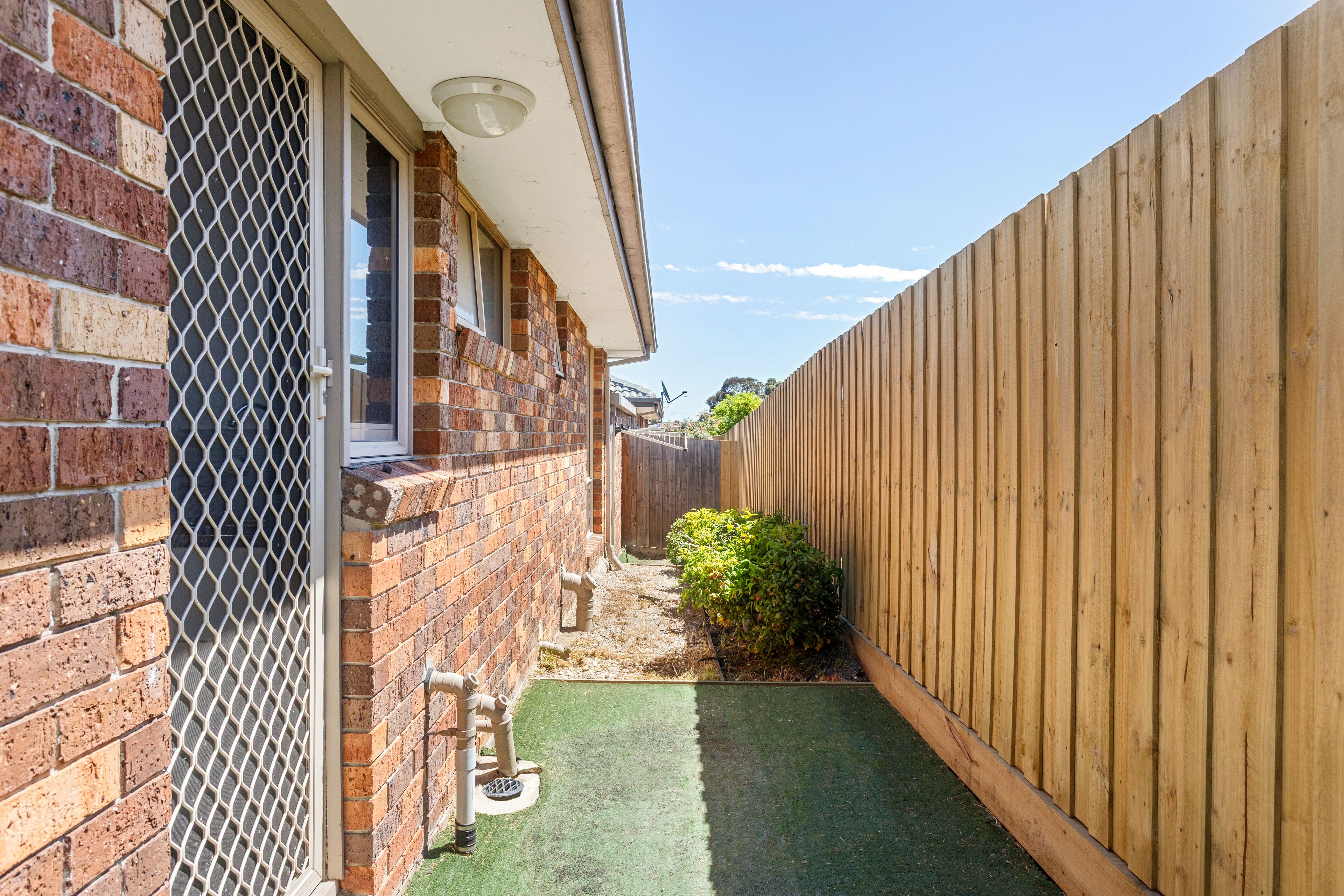 1/3 Vermay Avenue — photo 13 of 15