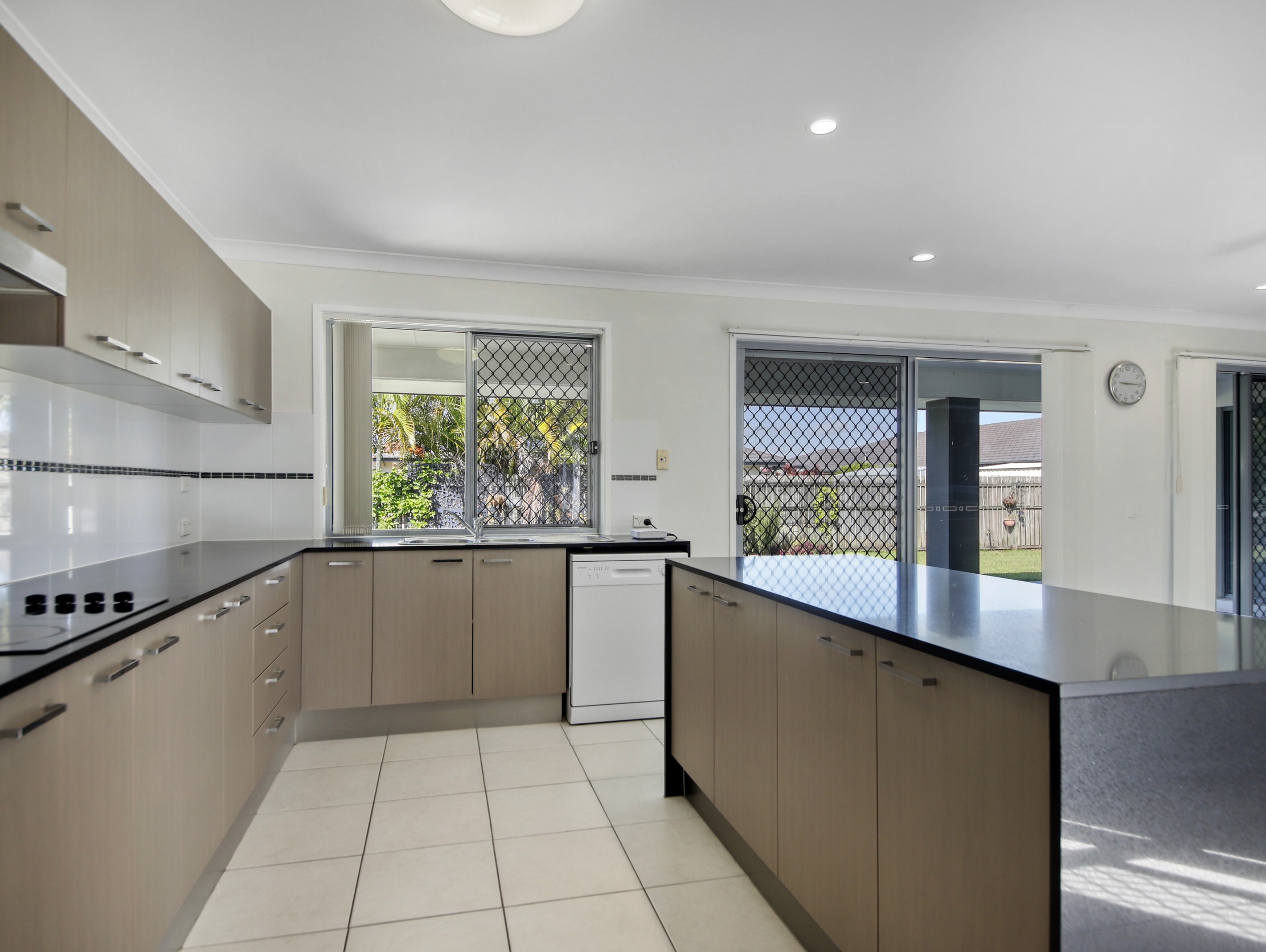 10 Fishburn Way, Eli Waters, QLD 4655