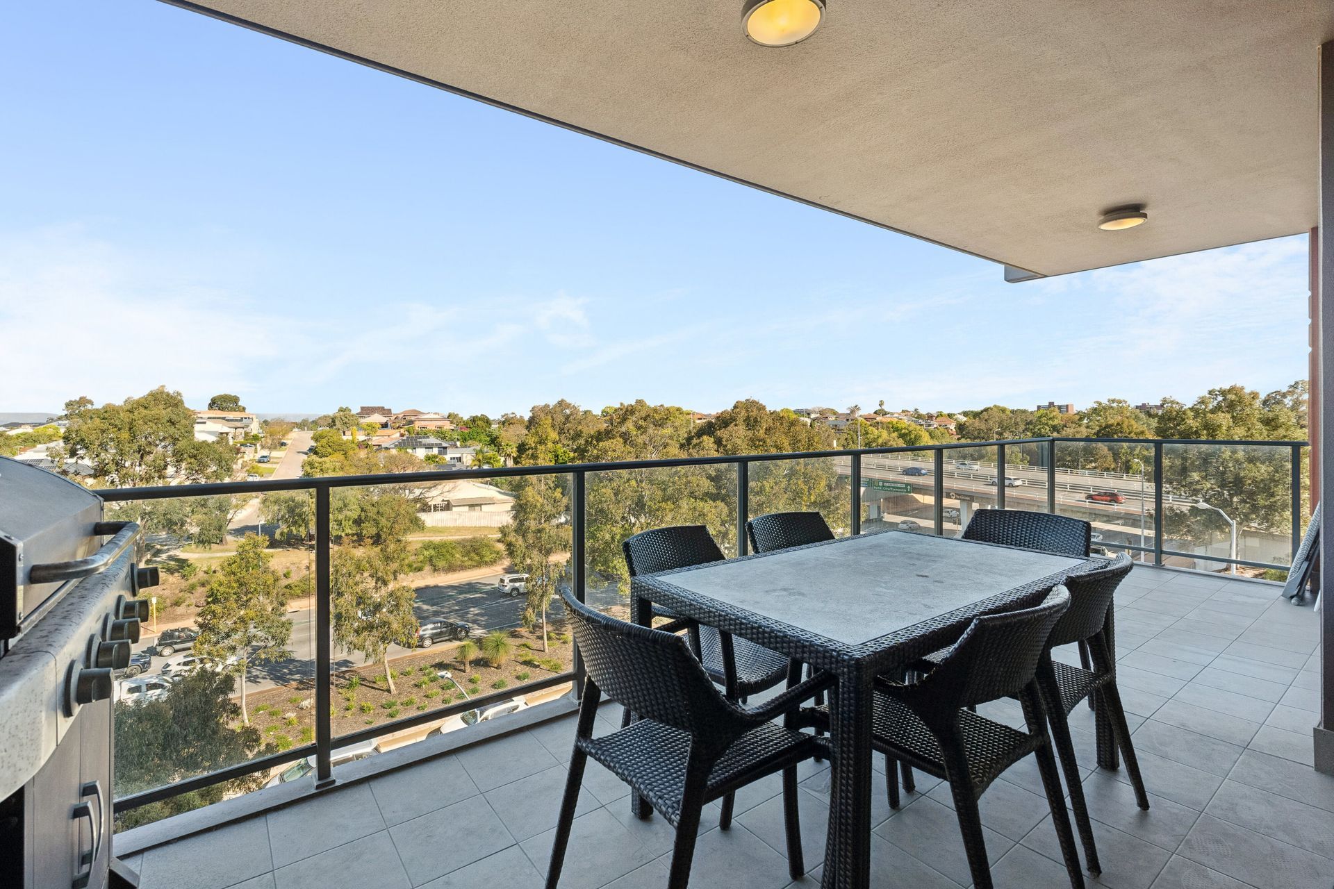 92/3 Homelea Court — photo 12 of 24