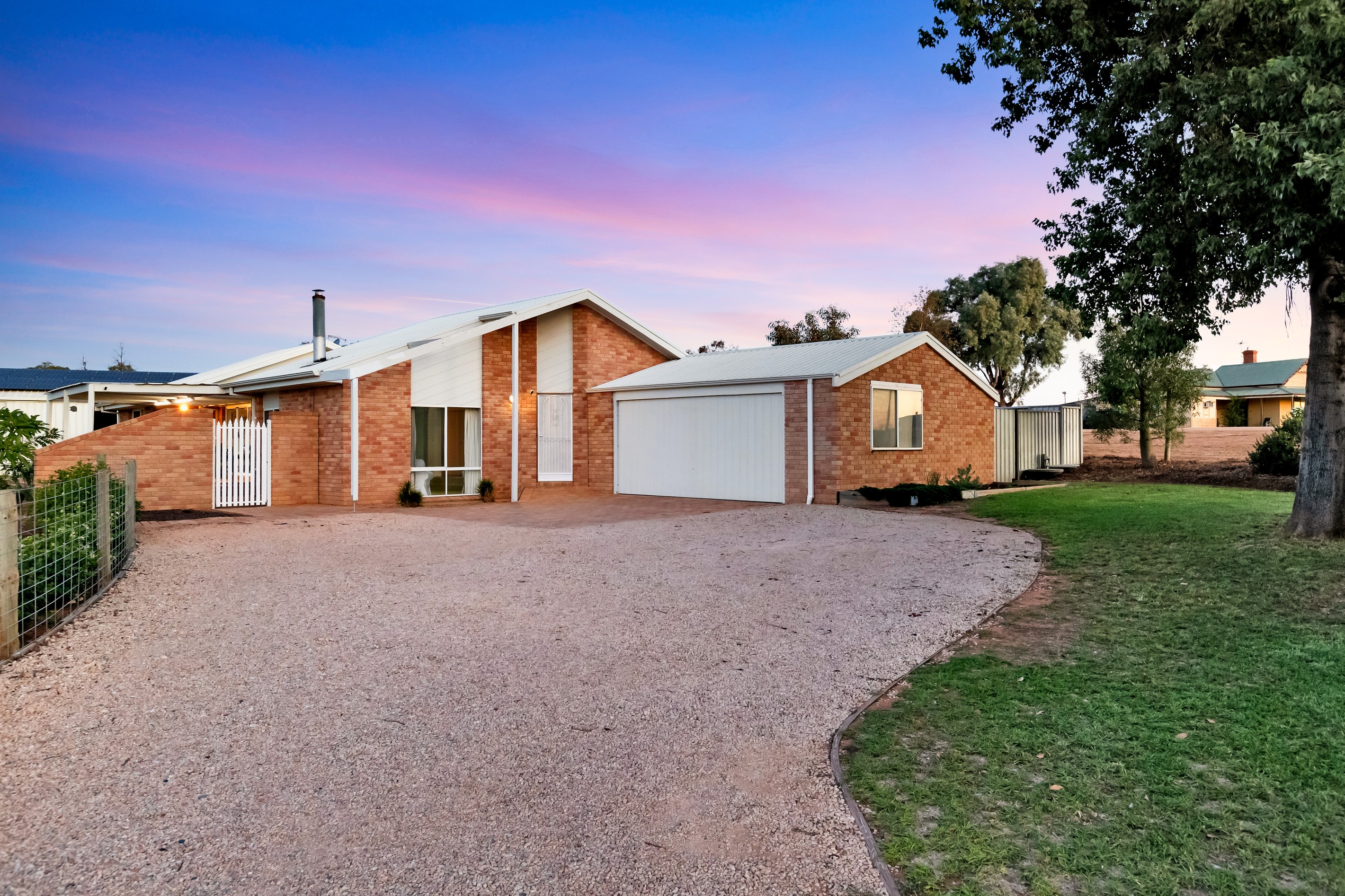 879 Cureton Avenue, Irymple, VIC 3498