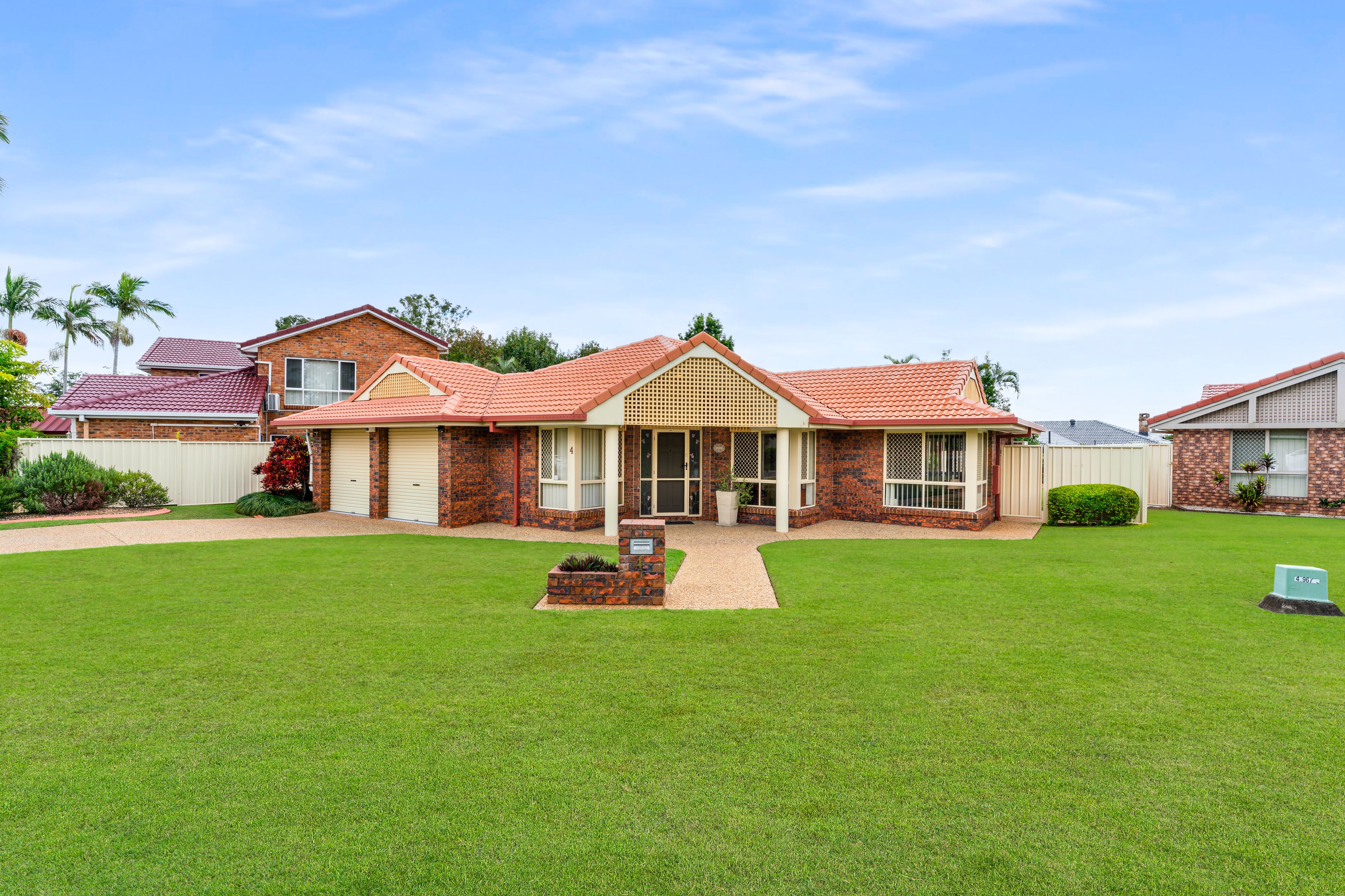 4 Escaut Close, Sunnybank Hills, QLD 4109