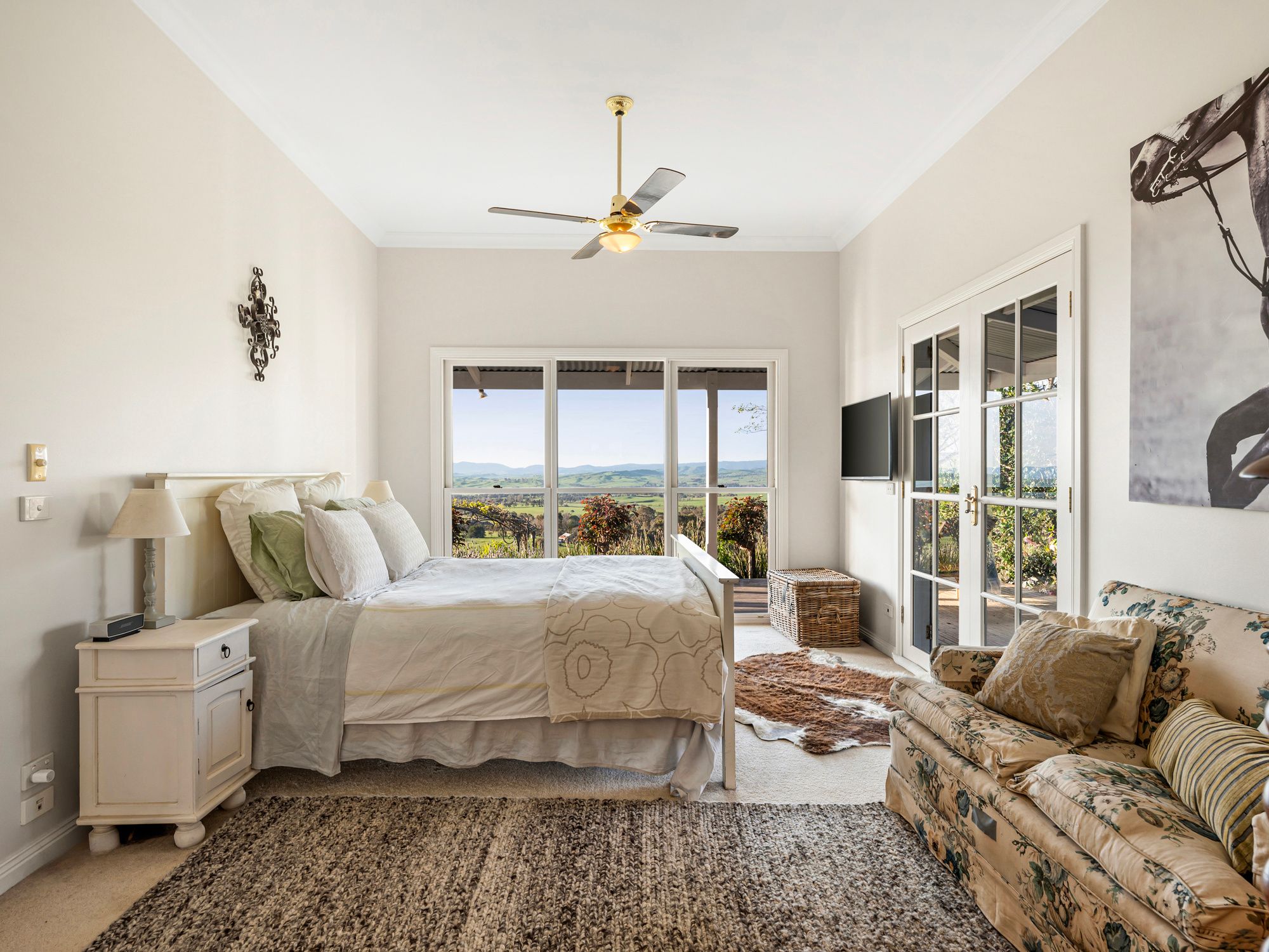 354 Three Chain Road — photo 10 of 22