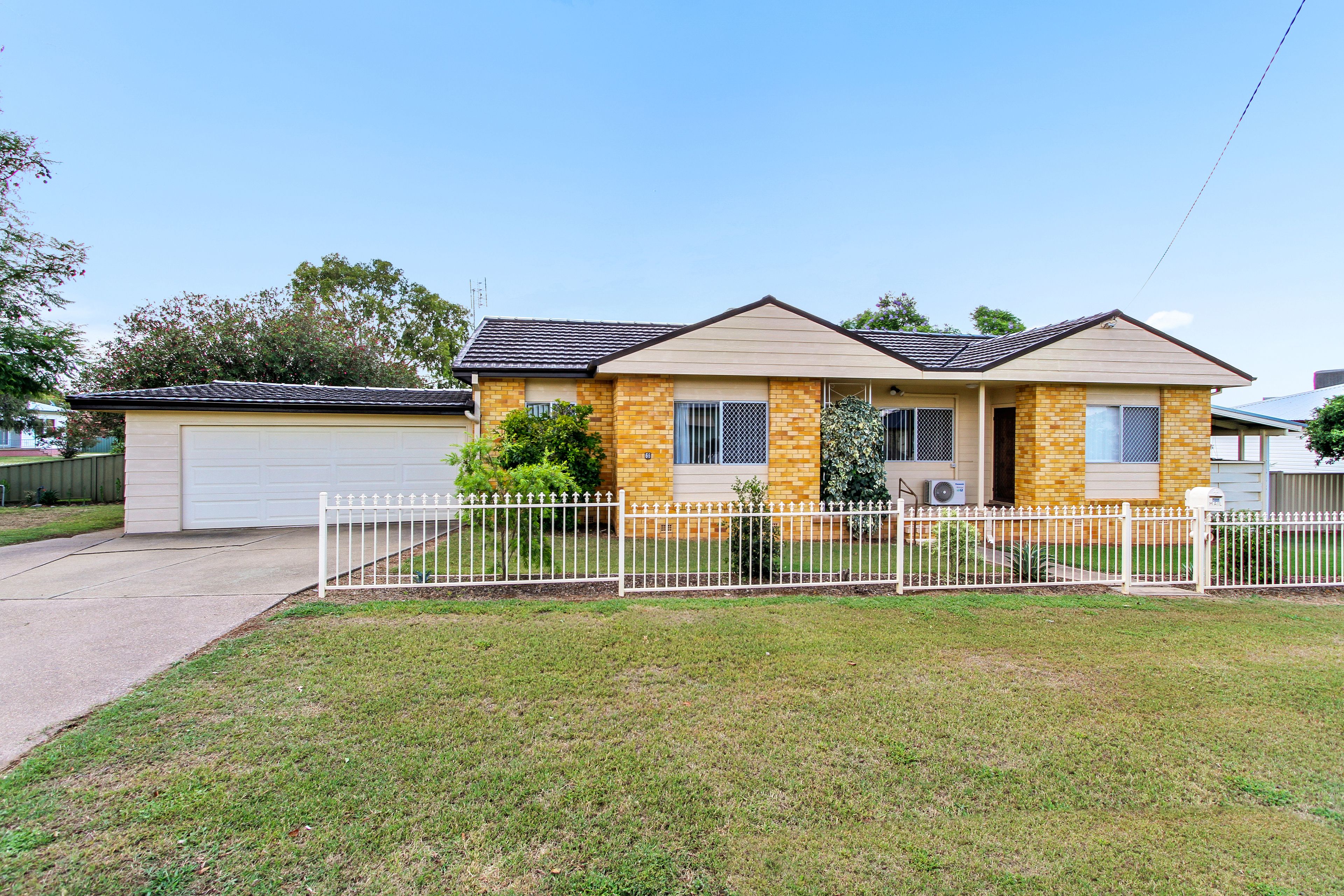 41 Oak Street, Tamworth NSW 2340