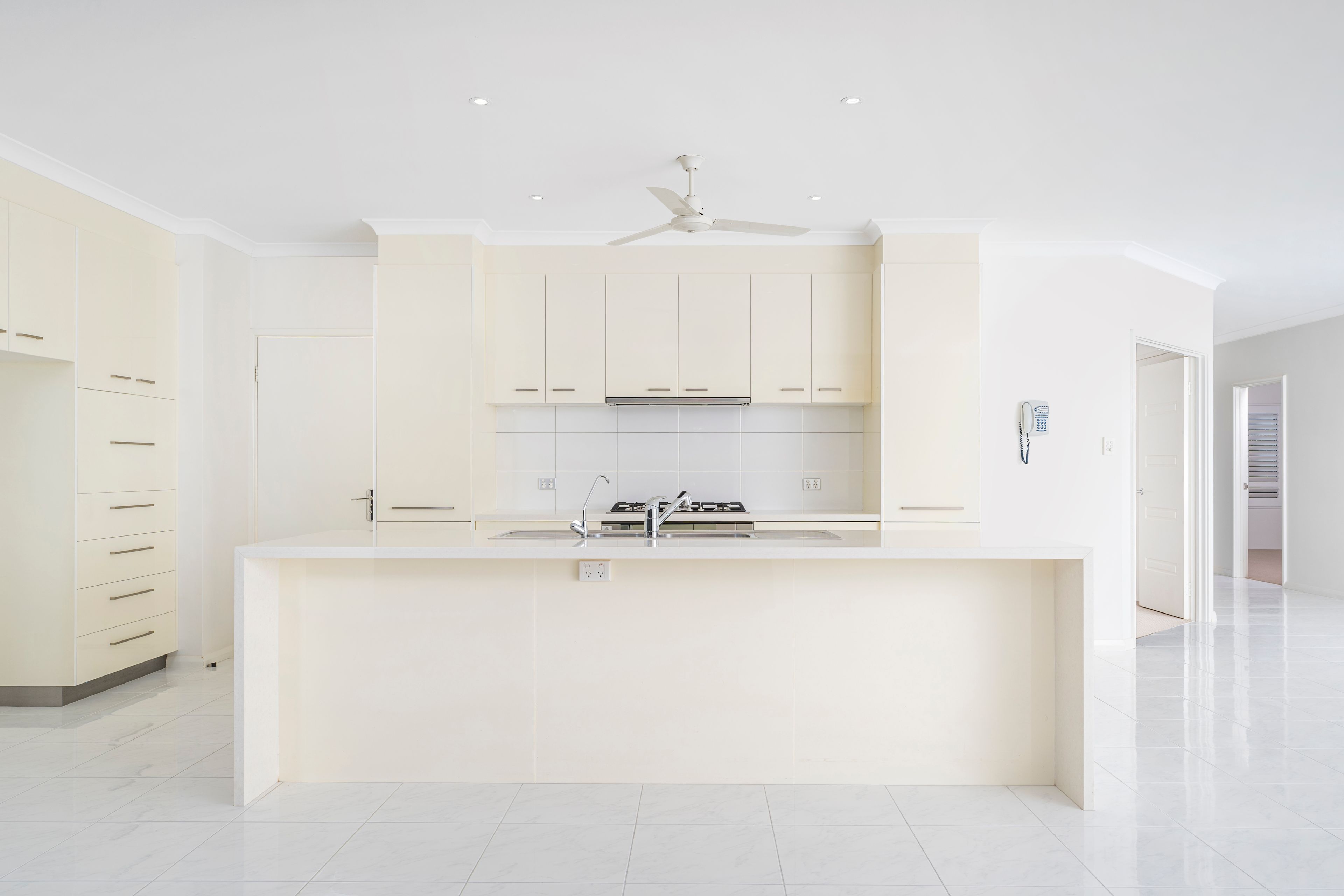 28 Wave Crest Circle, Drummond Cove, WA 6532