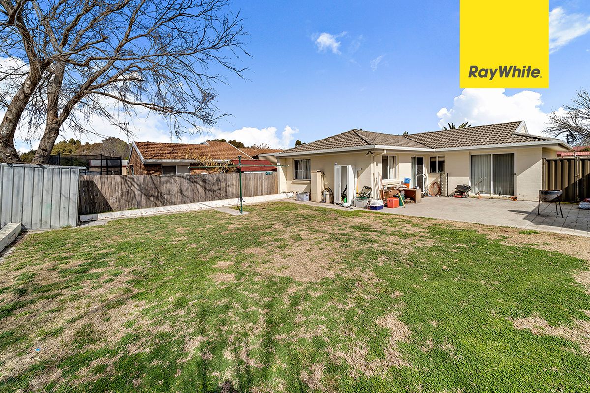 8 Alarmon Crescent, Dunlop, ACT 2615