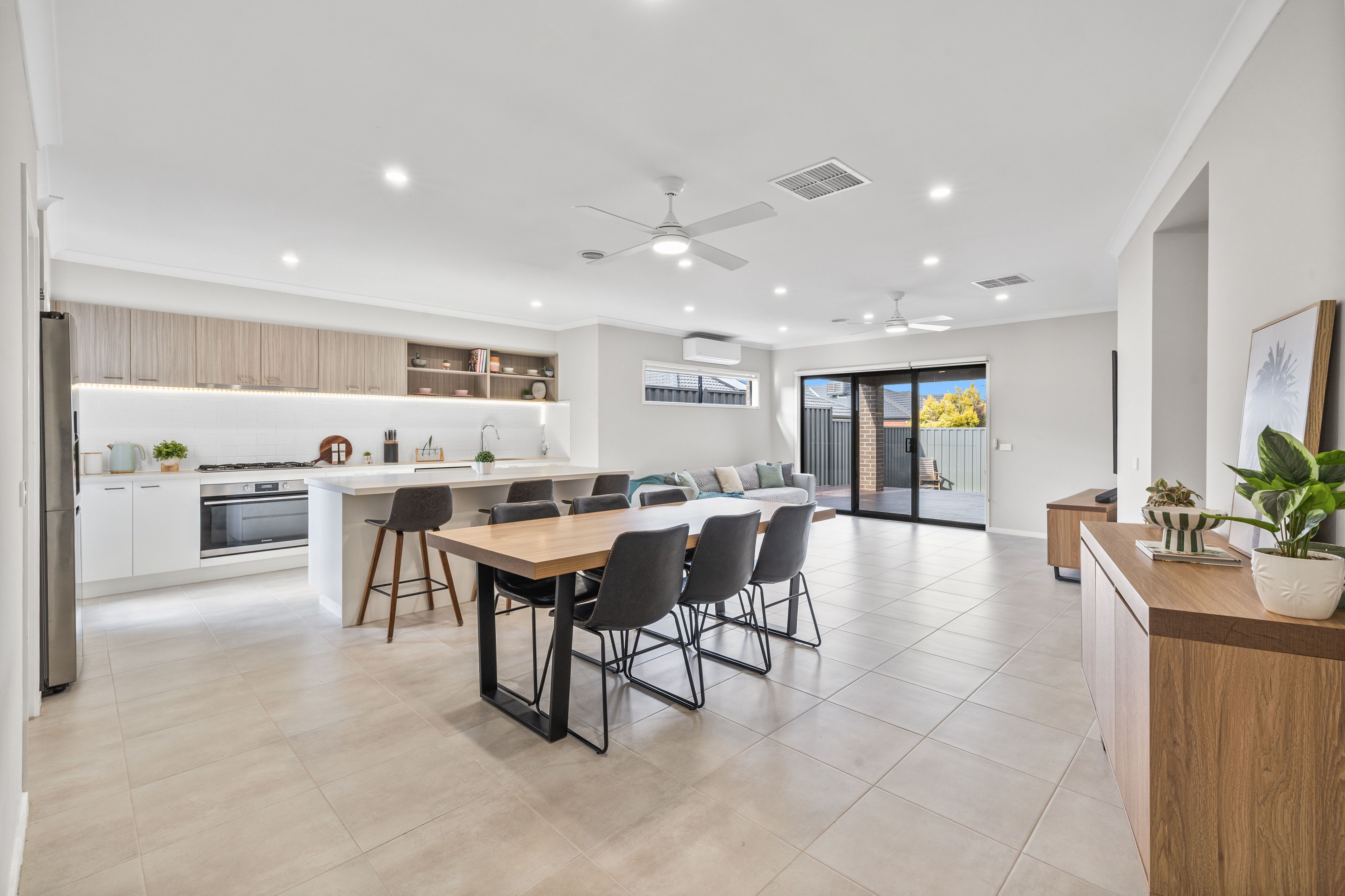 5 Adelong Avenue, Wollert, VIC 3750