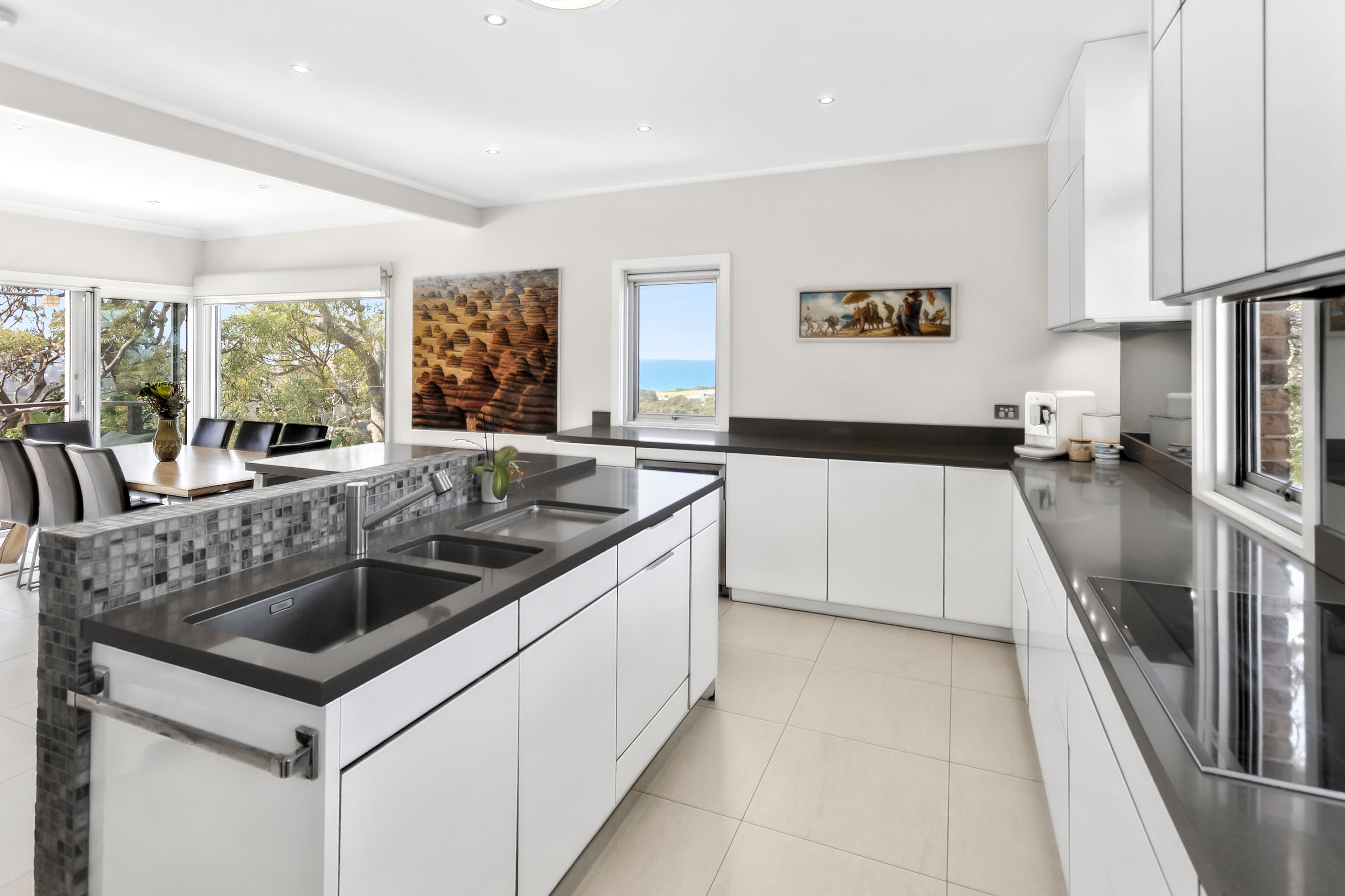 44 Bertana Crescent — photo 10 of 21