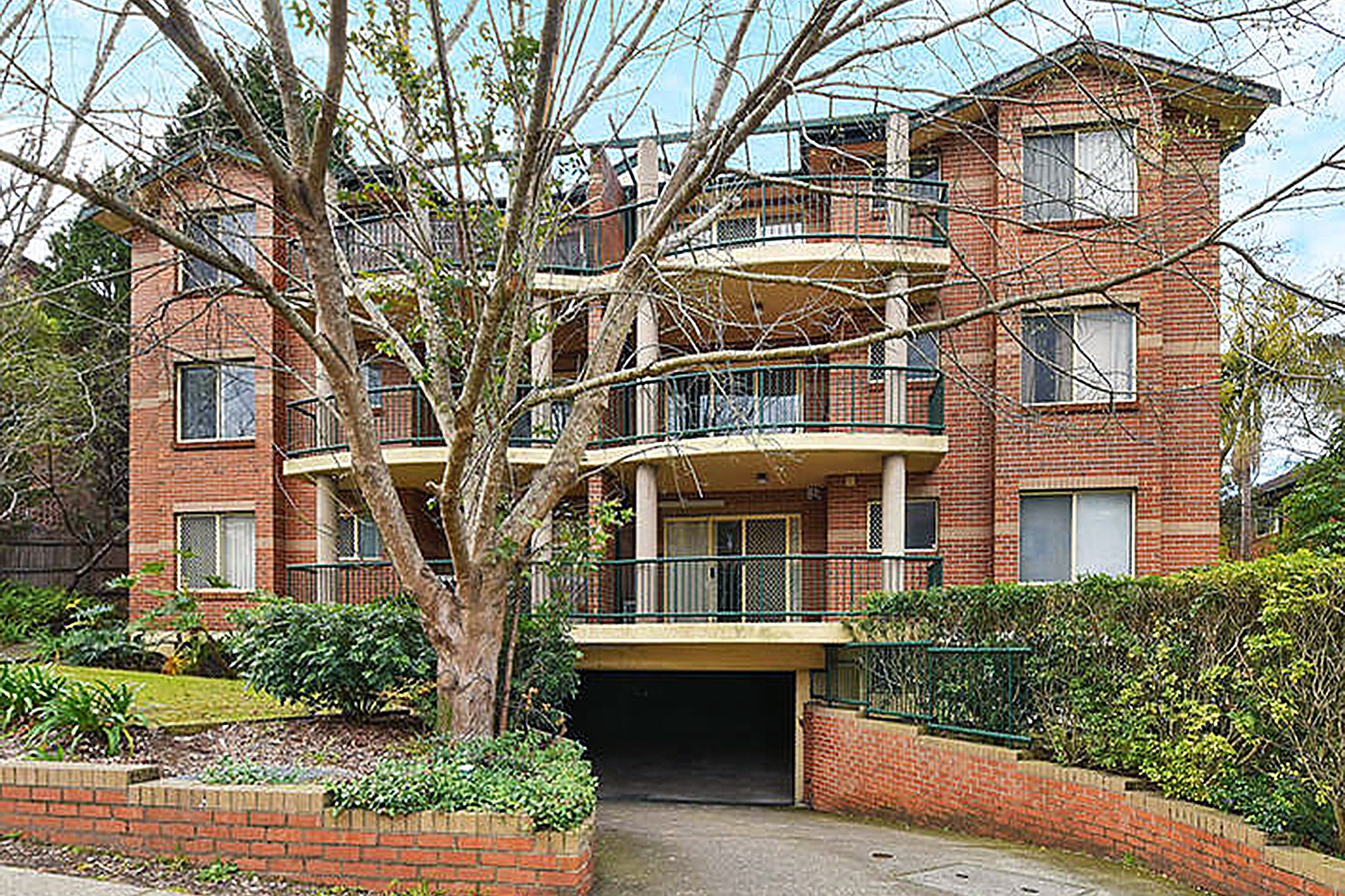 37-39 Burdett Street, Hornsby NSW 2077