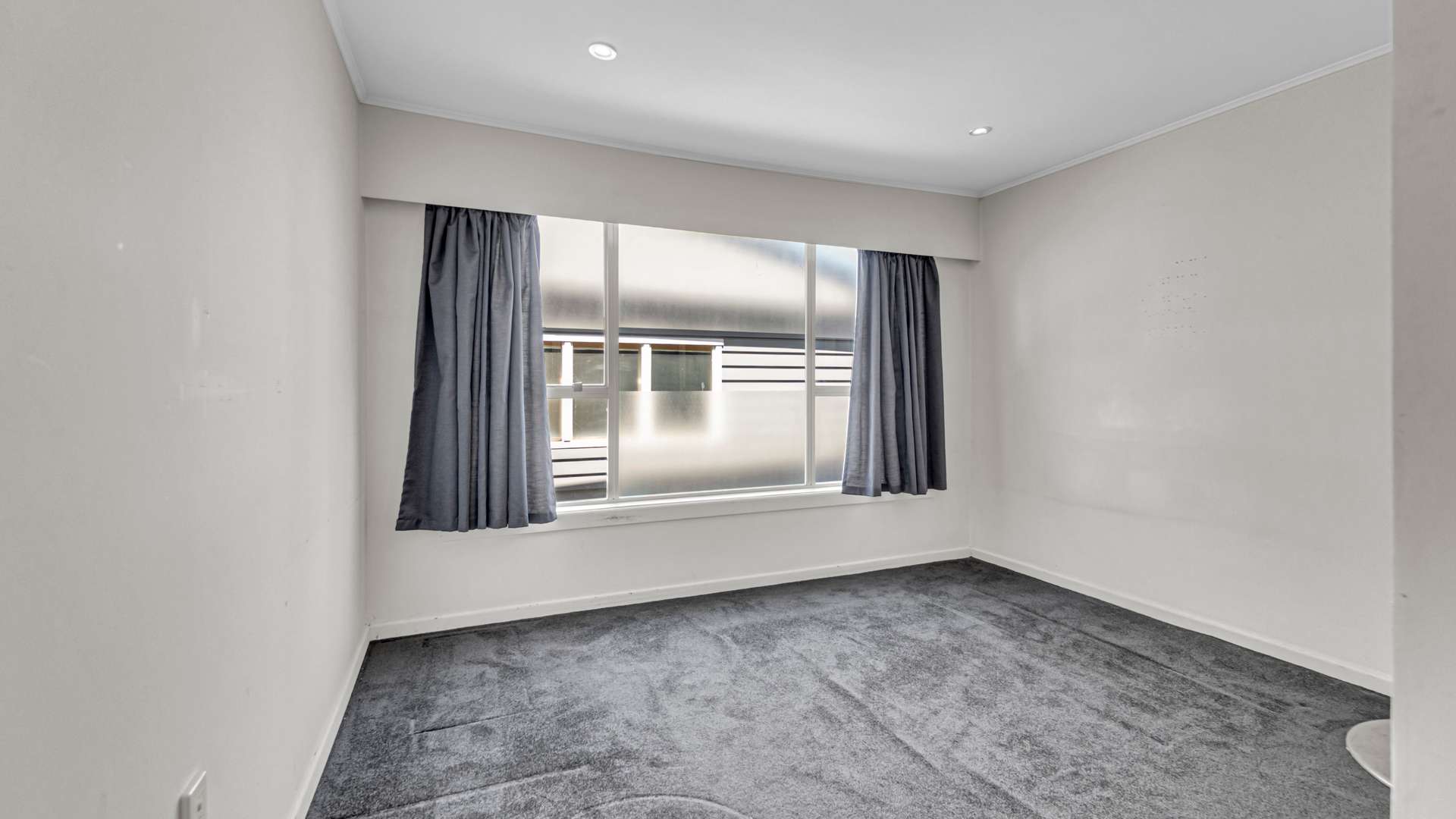 358 Blenheim Road photo 5