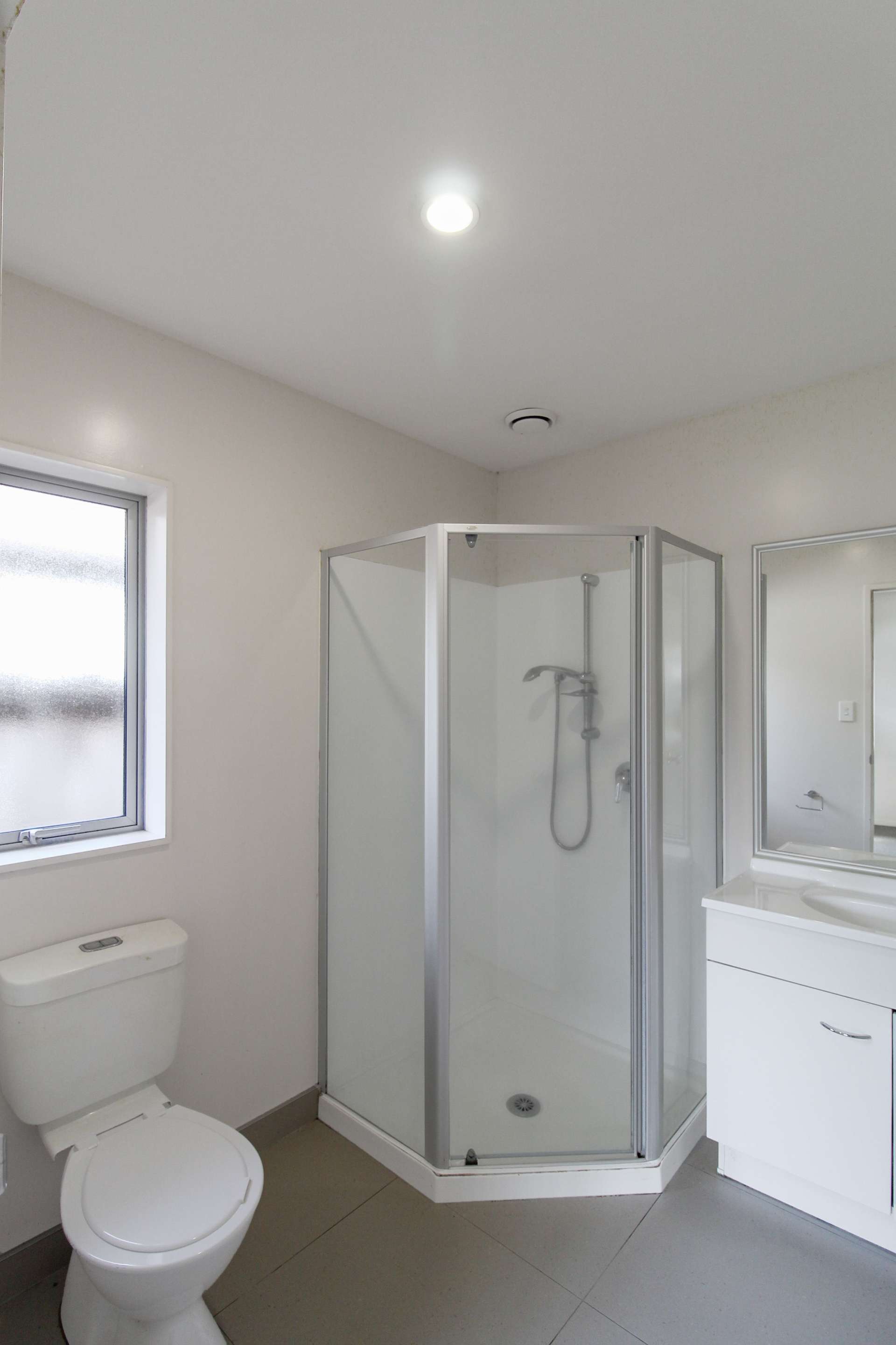 17a Moffitt Avenue photo 11