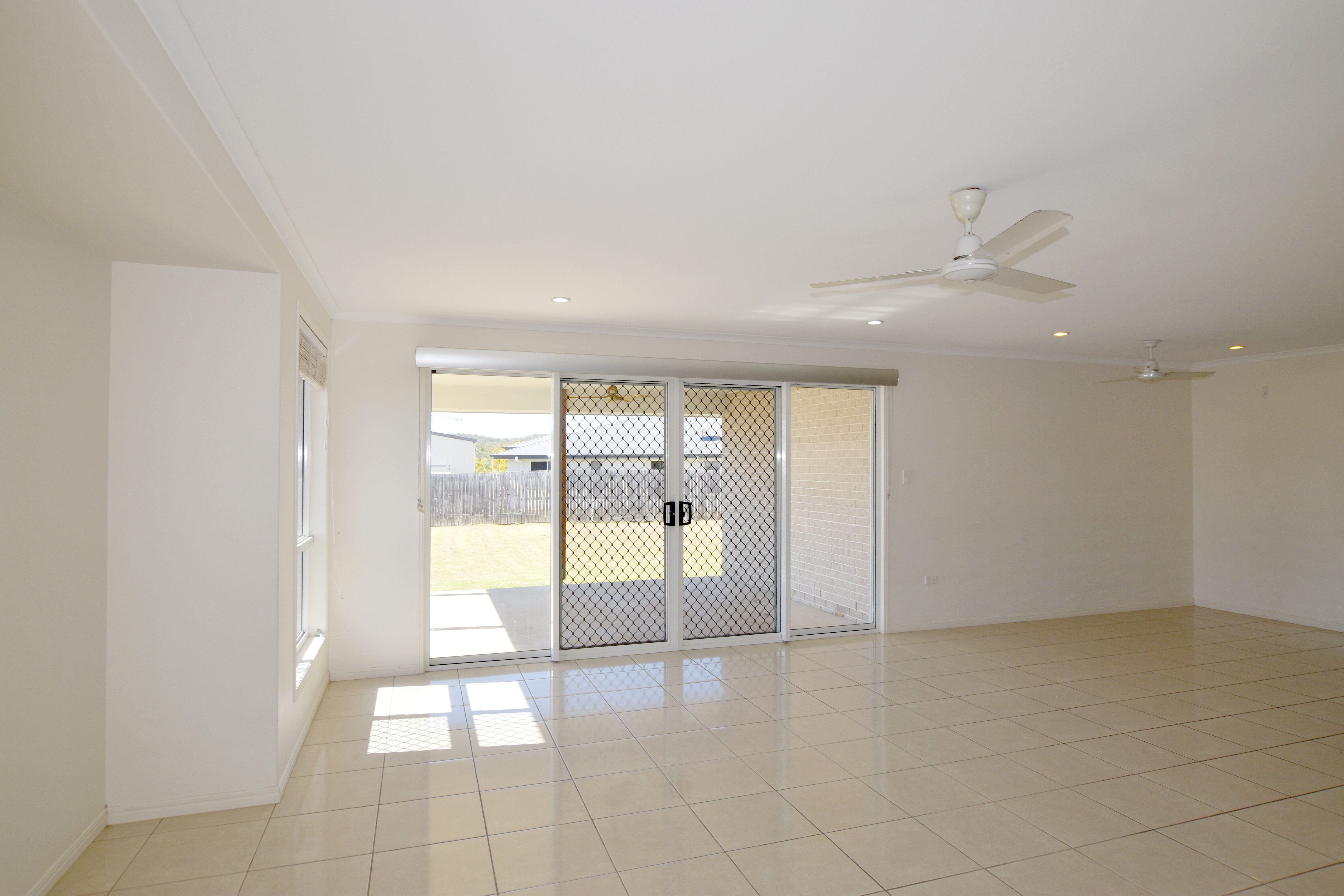 19 Briffney Street, Kirkwood, QLD 4680