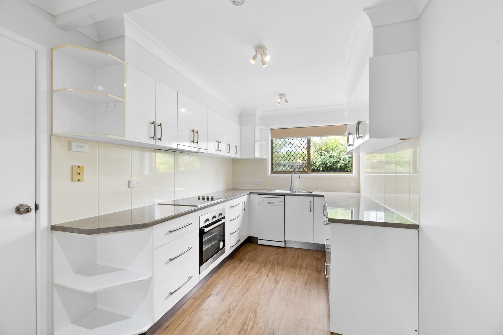 4/74 Kate Street, Woody Point, QLD 4019