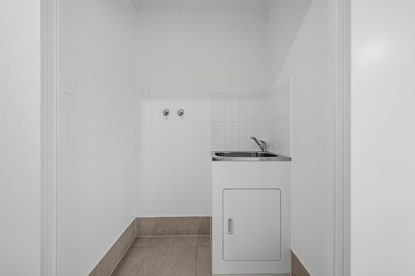 1/20 Simpatico Street — photo 12 of 14