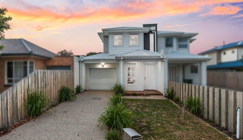 2/133 Blyth Street — photo from Ray White Altona